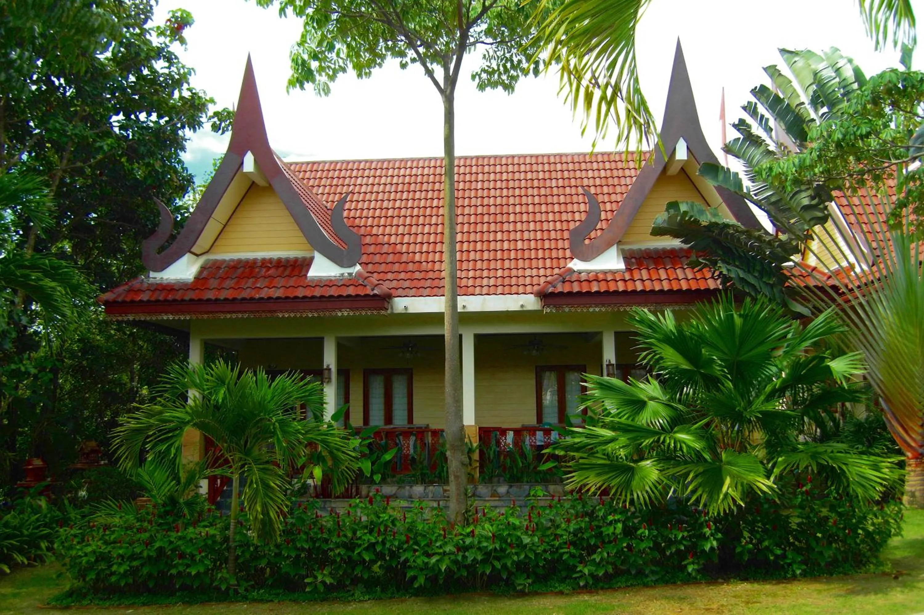 Property building in Palm Village