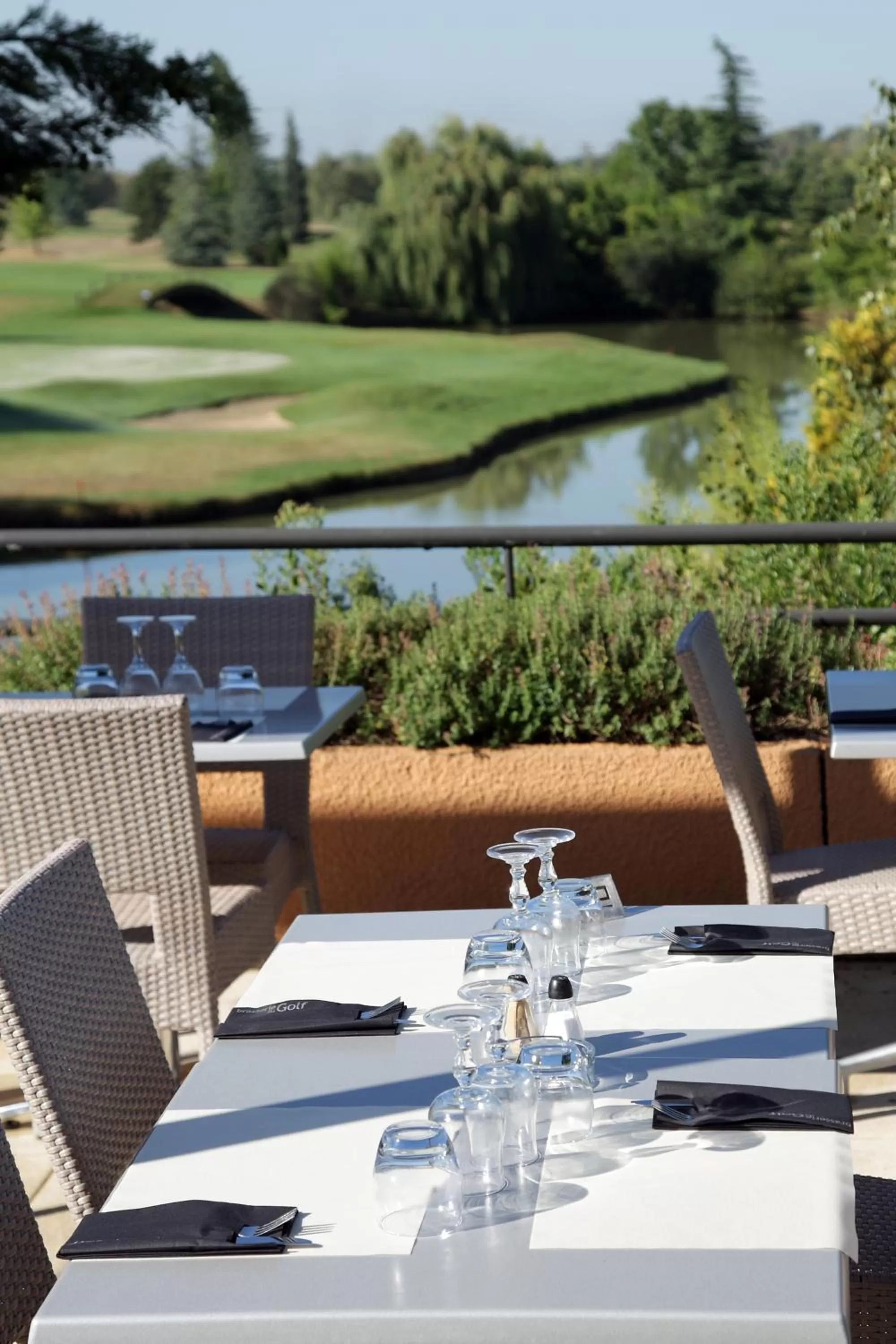 Restaurant/places to eat in Mercure Toulouse Aéroport Golf de Seilh