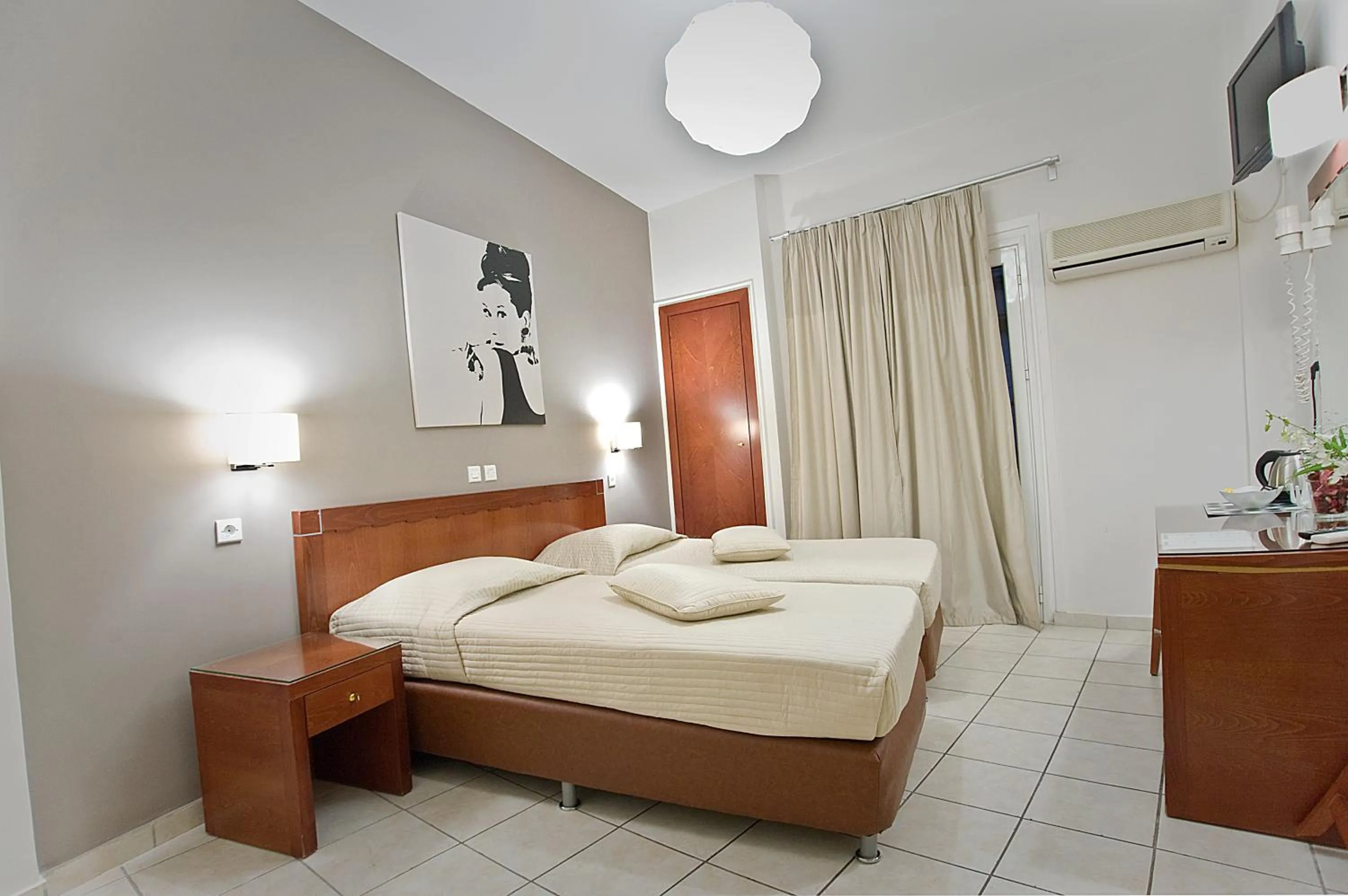 Bed in Epidavros Hotel