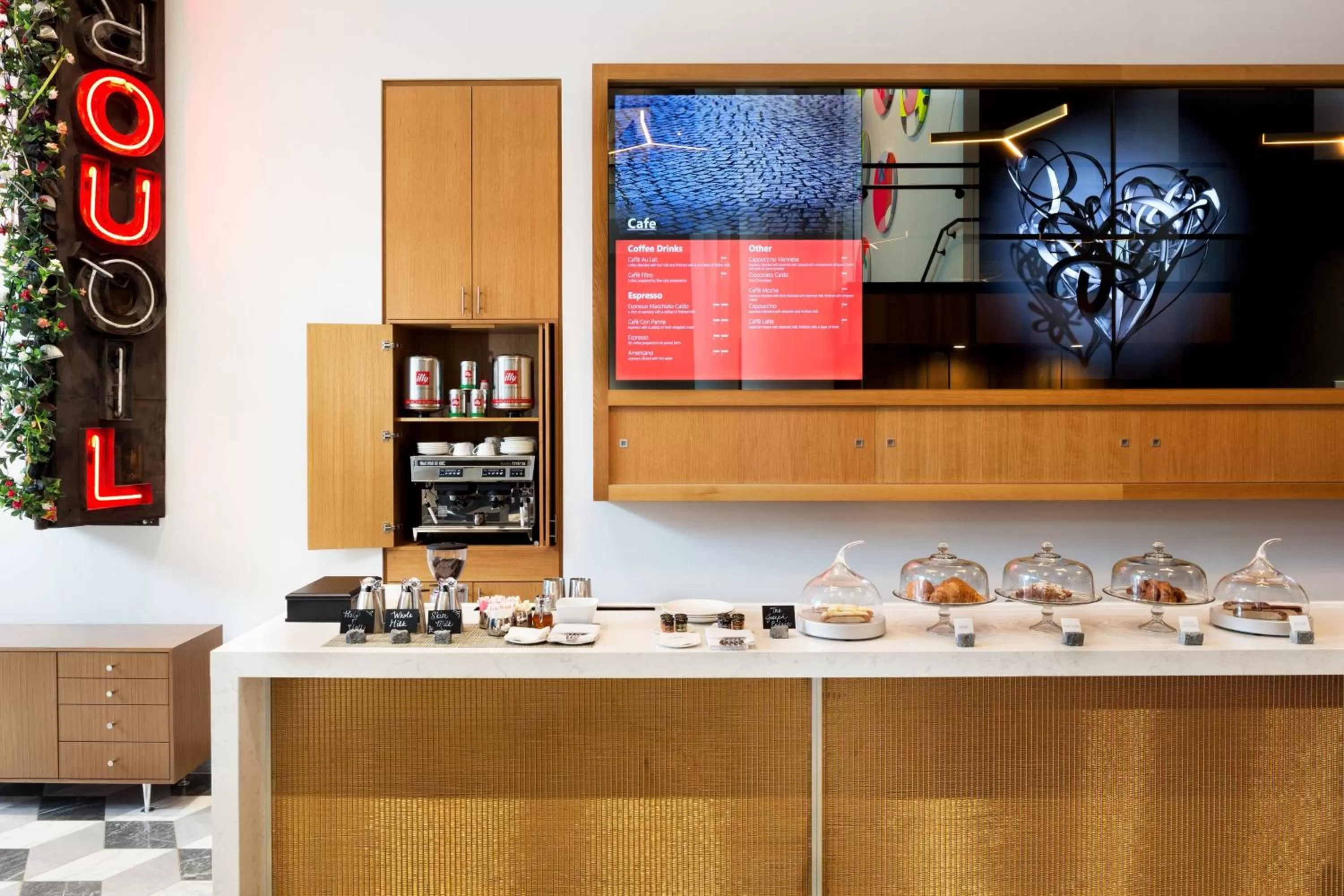 Breakfast in Le Meridien Columbus, The Joseph