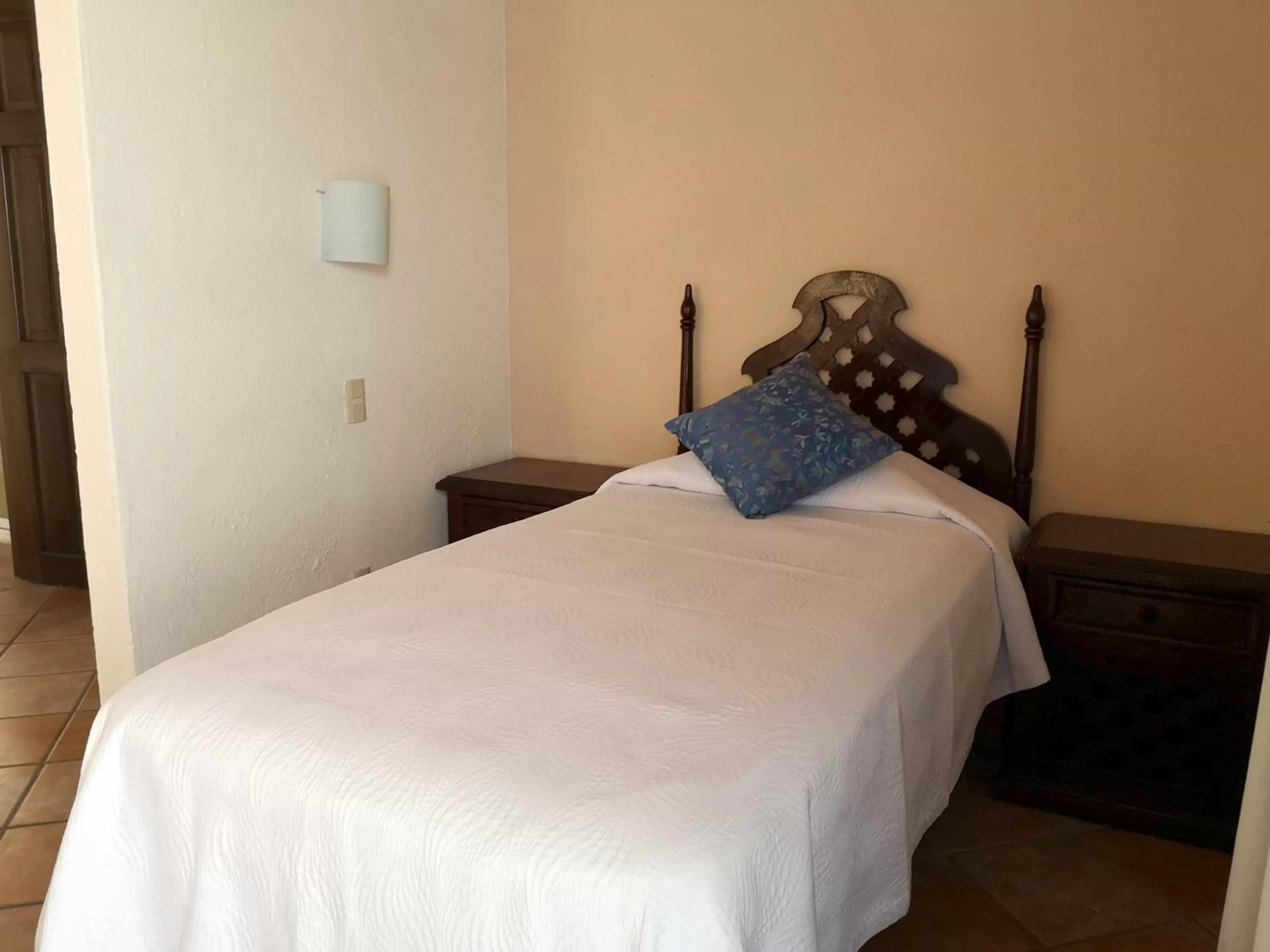 Bed in Hotel El Pescador