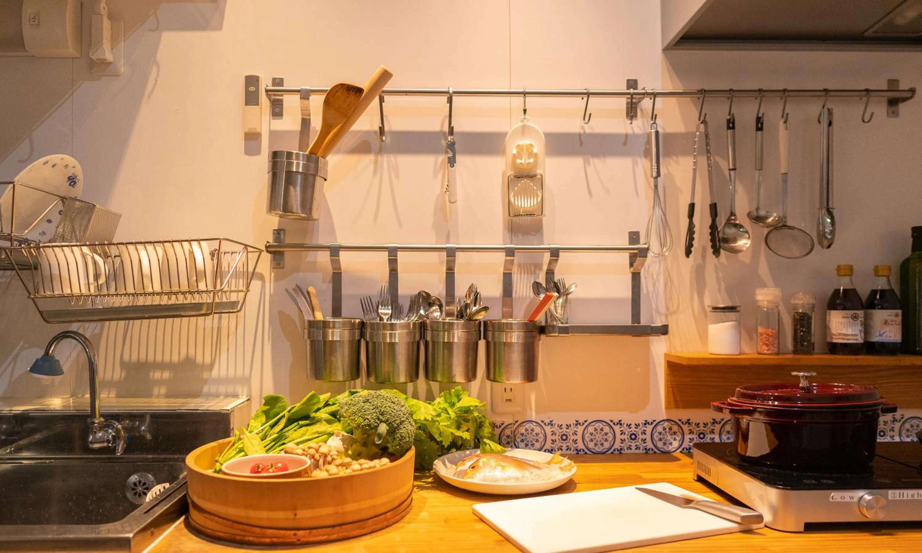 Communal kitchen in Casa Blanca Guesthouse
