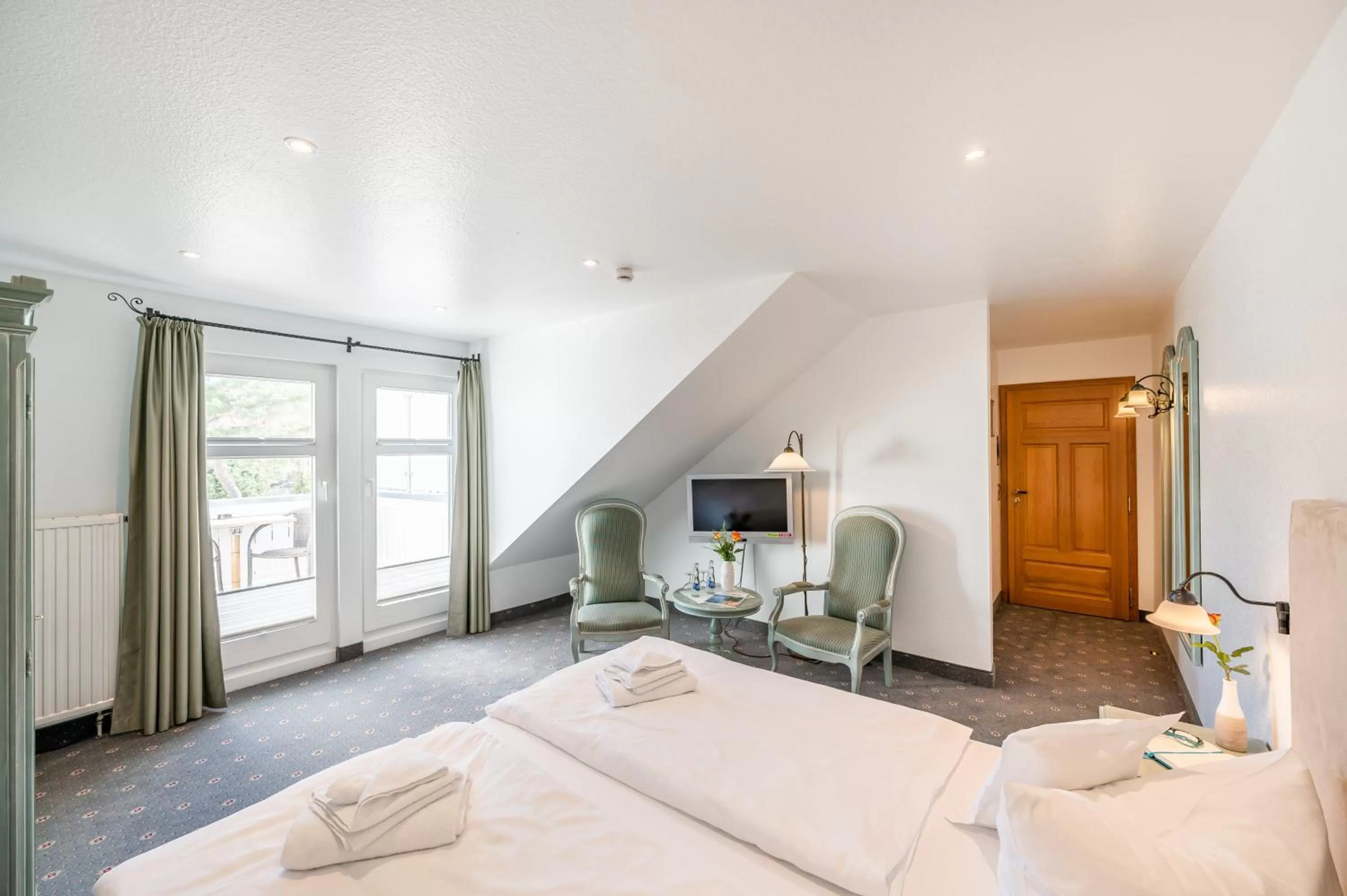 Photo of the whole room in Hotel Villa Neander