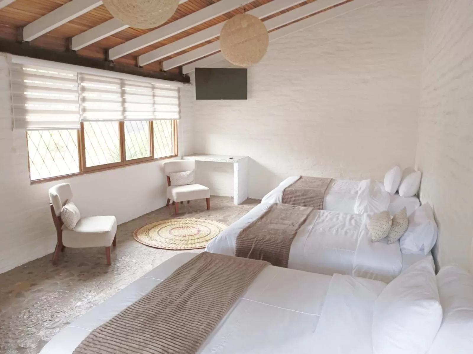 Deluxe Family Room in Rústic Hotel Quinta La Aurora