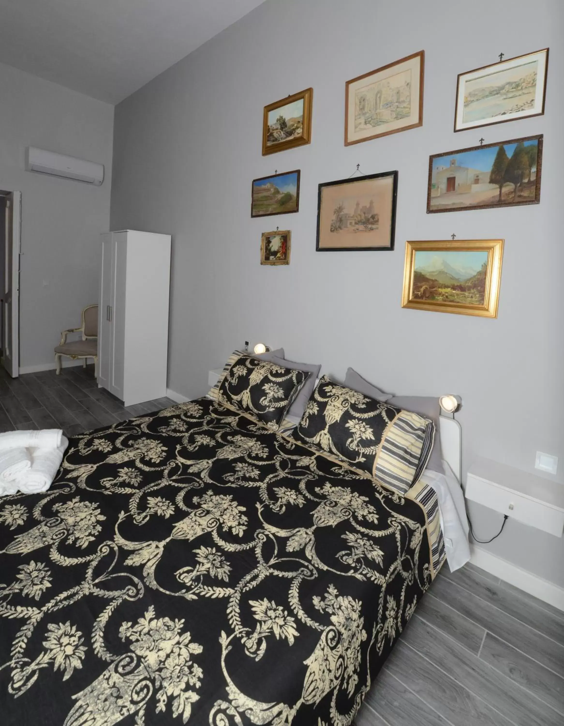 Standard Double Room in Paulos Valletta Standard Double Room in Paulos Valletta