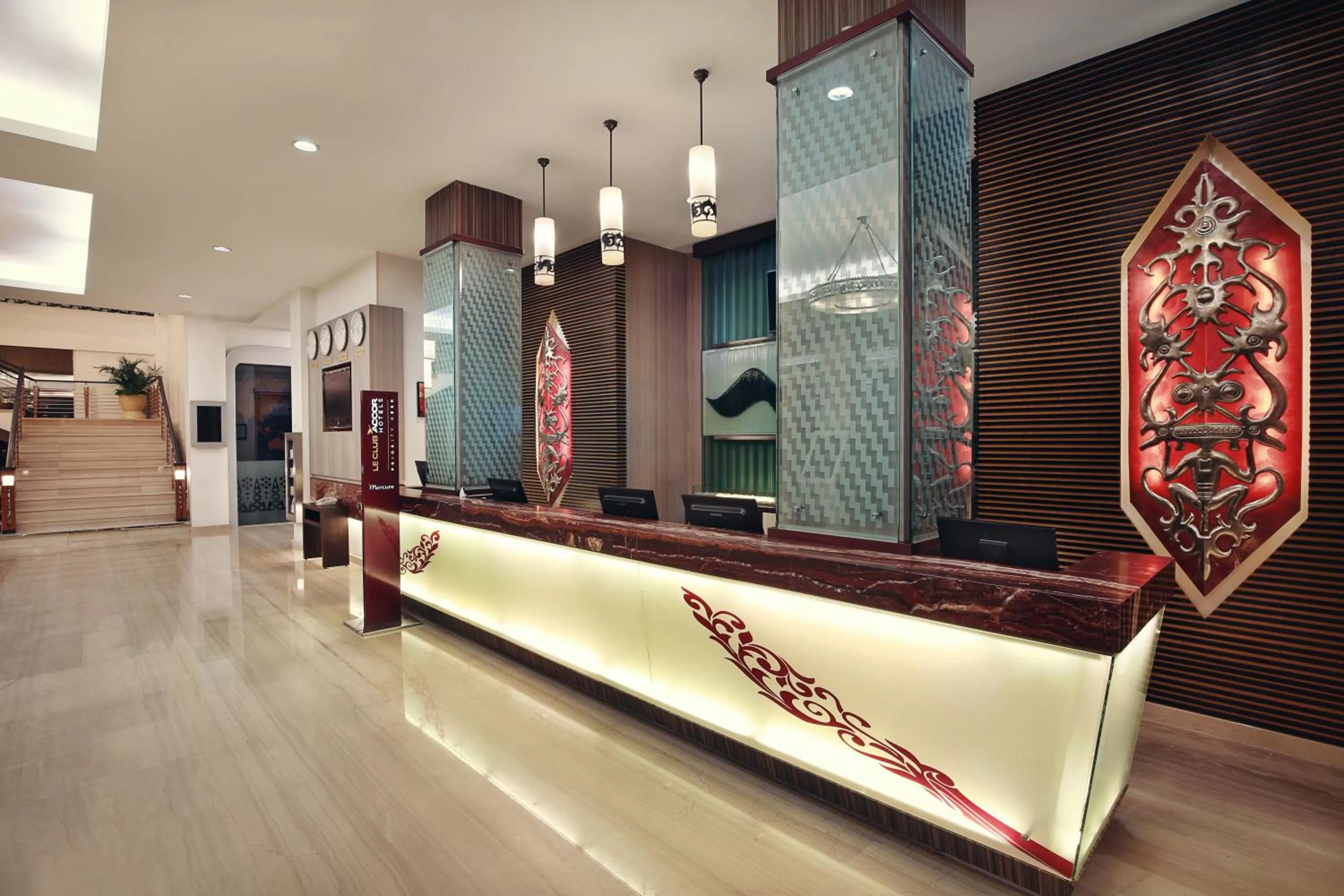 Lobby or reception in Mercure Pontianak City Center