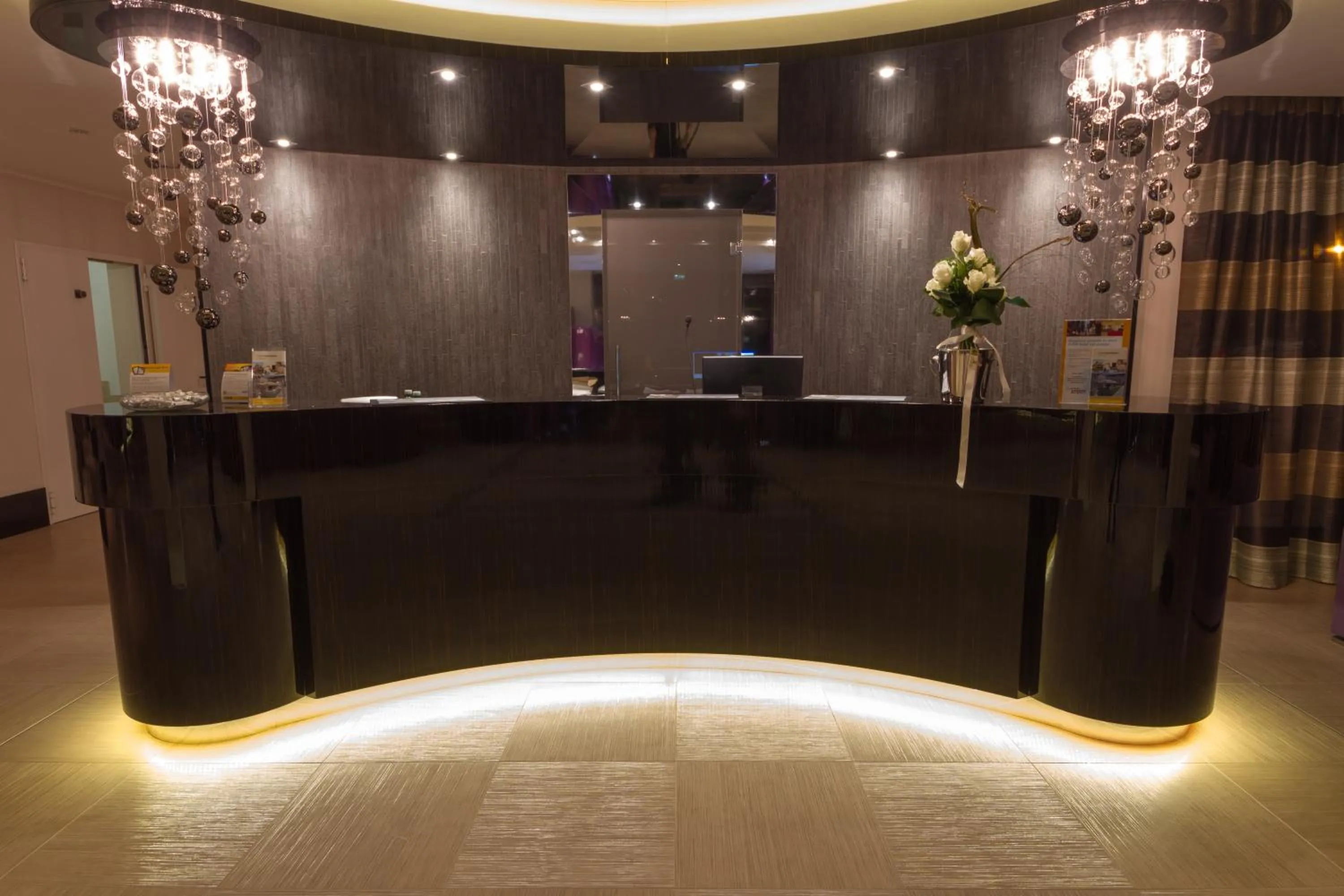 Lobby or reception in Quality Hotel Green Palace