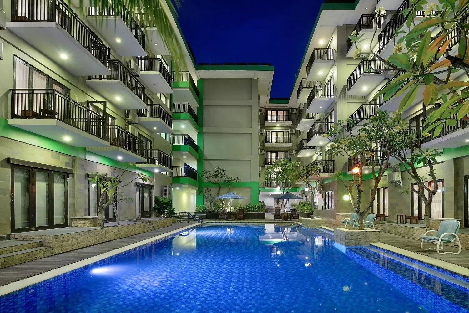 Swimming pool in Rofa Kuta Hotel - CHSE Certified