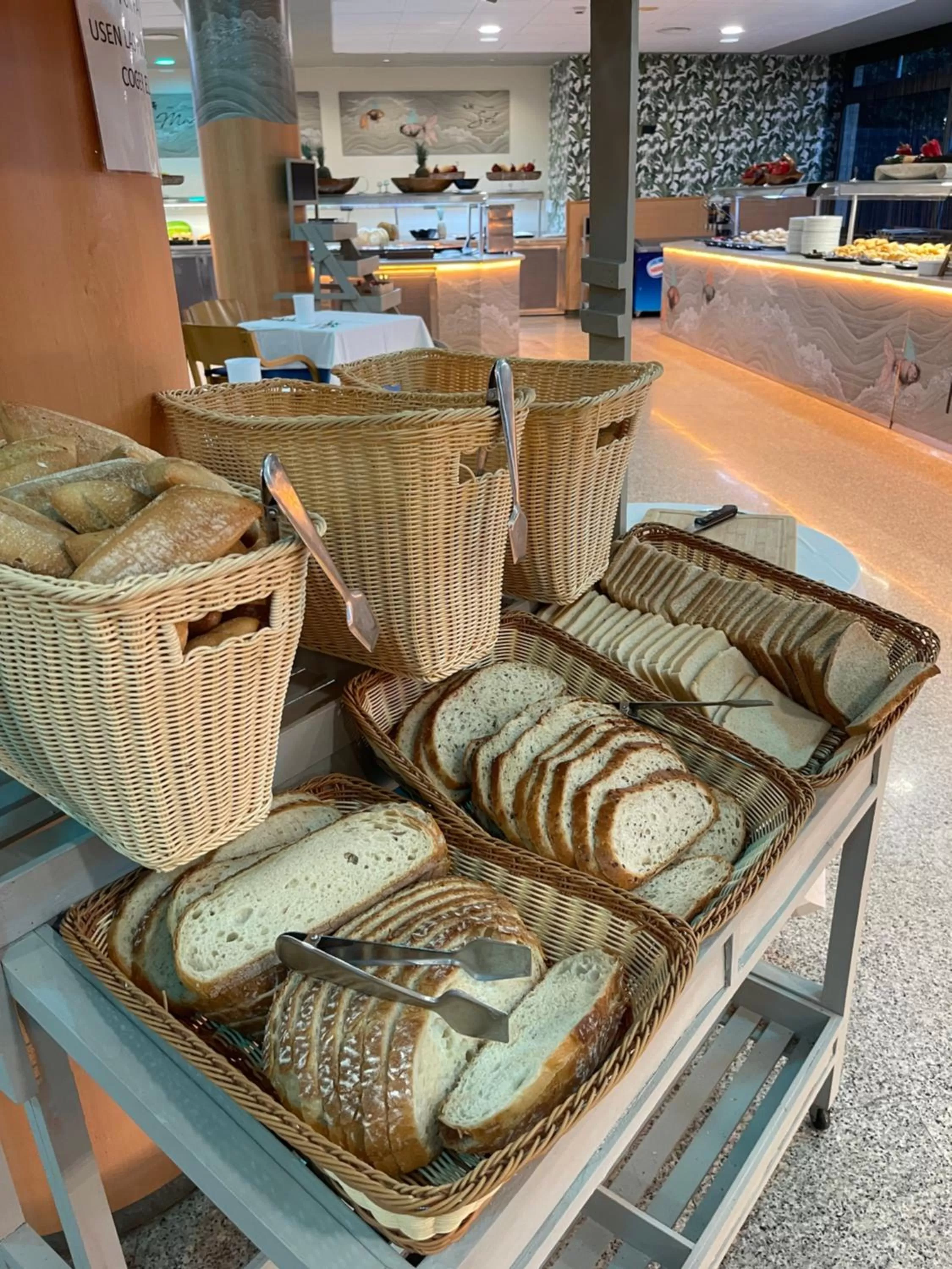 Restaurant/places to eat in Hotel Neptuno by ON Hotels Group