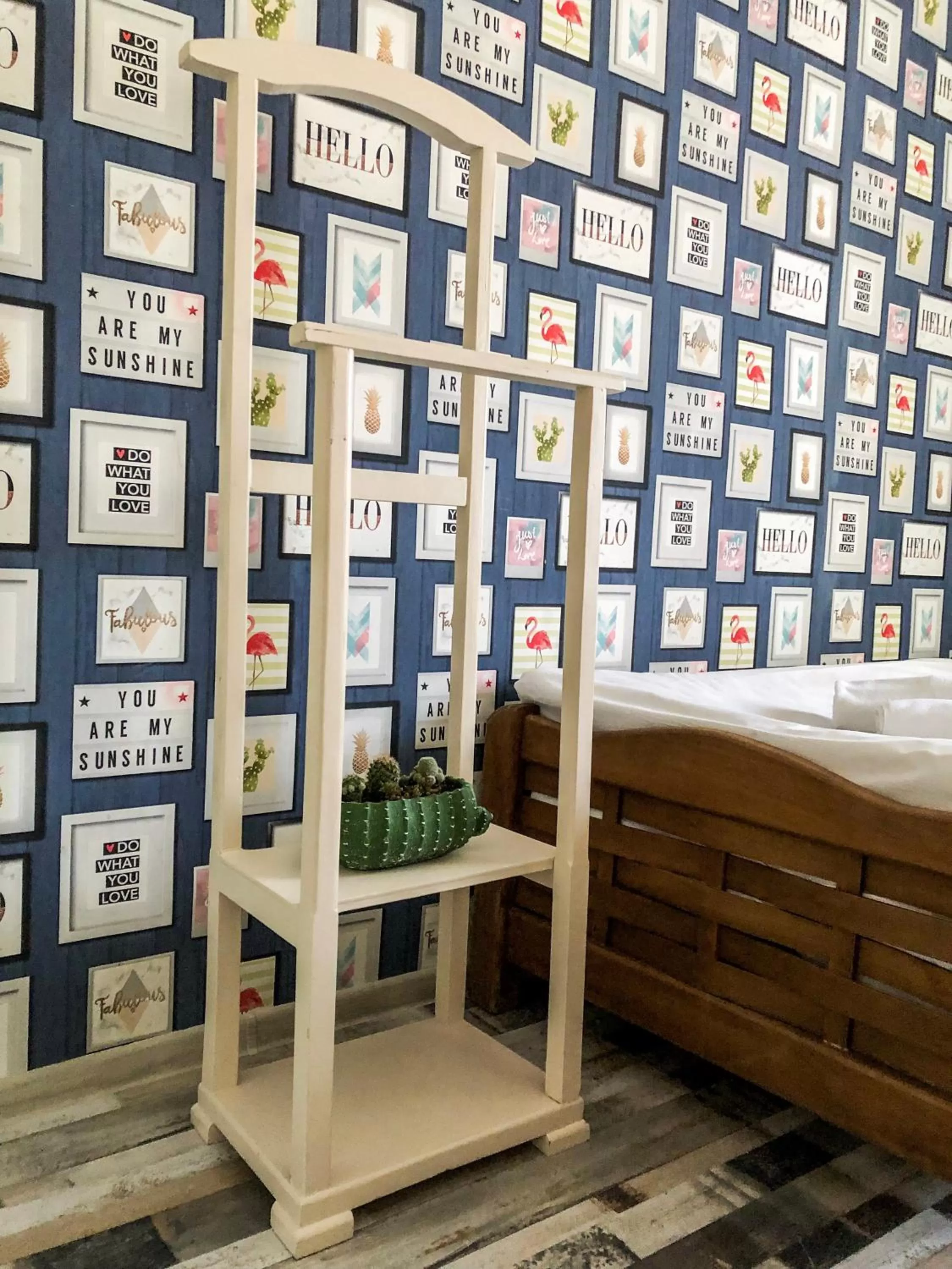 TV and multimedia, Bed in Check Point Hotel