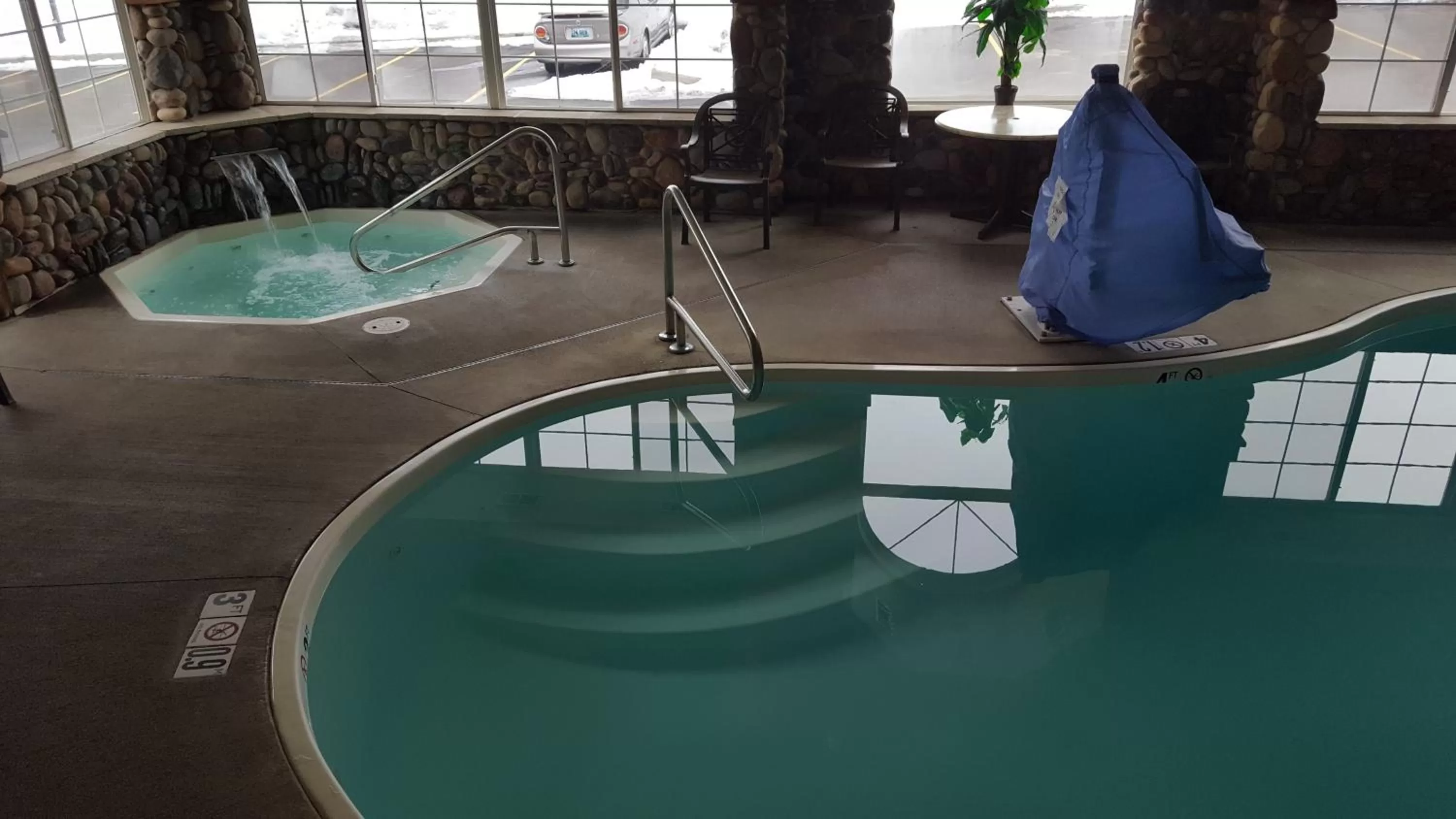 Hot Tub in Microtel Inn & Suites by Wyndham Bozeman