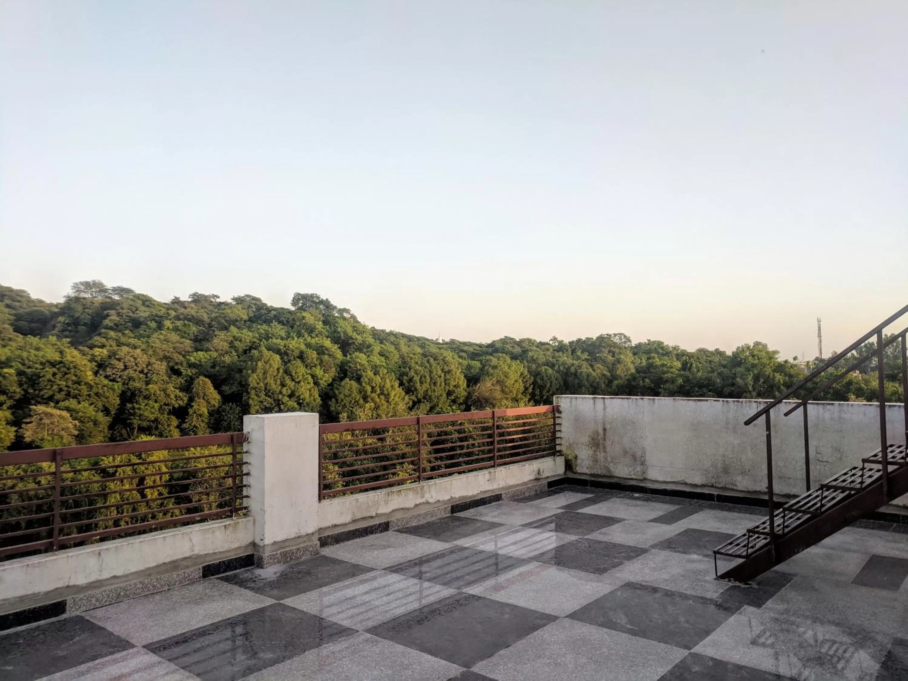 Garden view in Pride Home