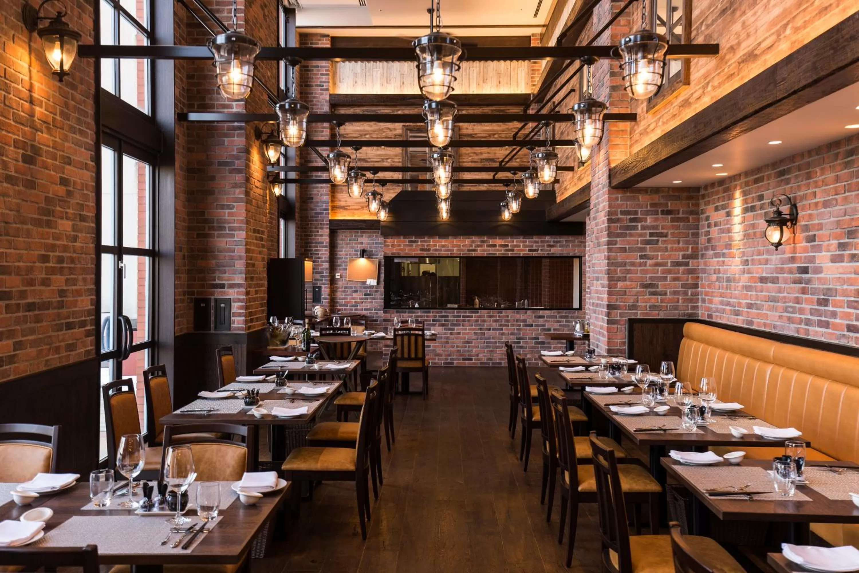 Restaurant/places to eat in Premier Hotel Mojiko