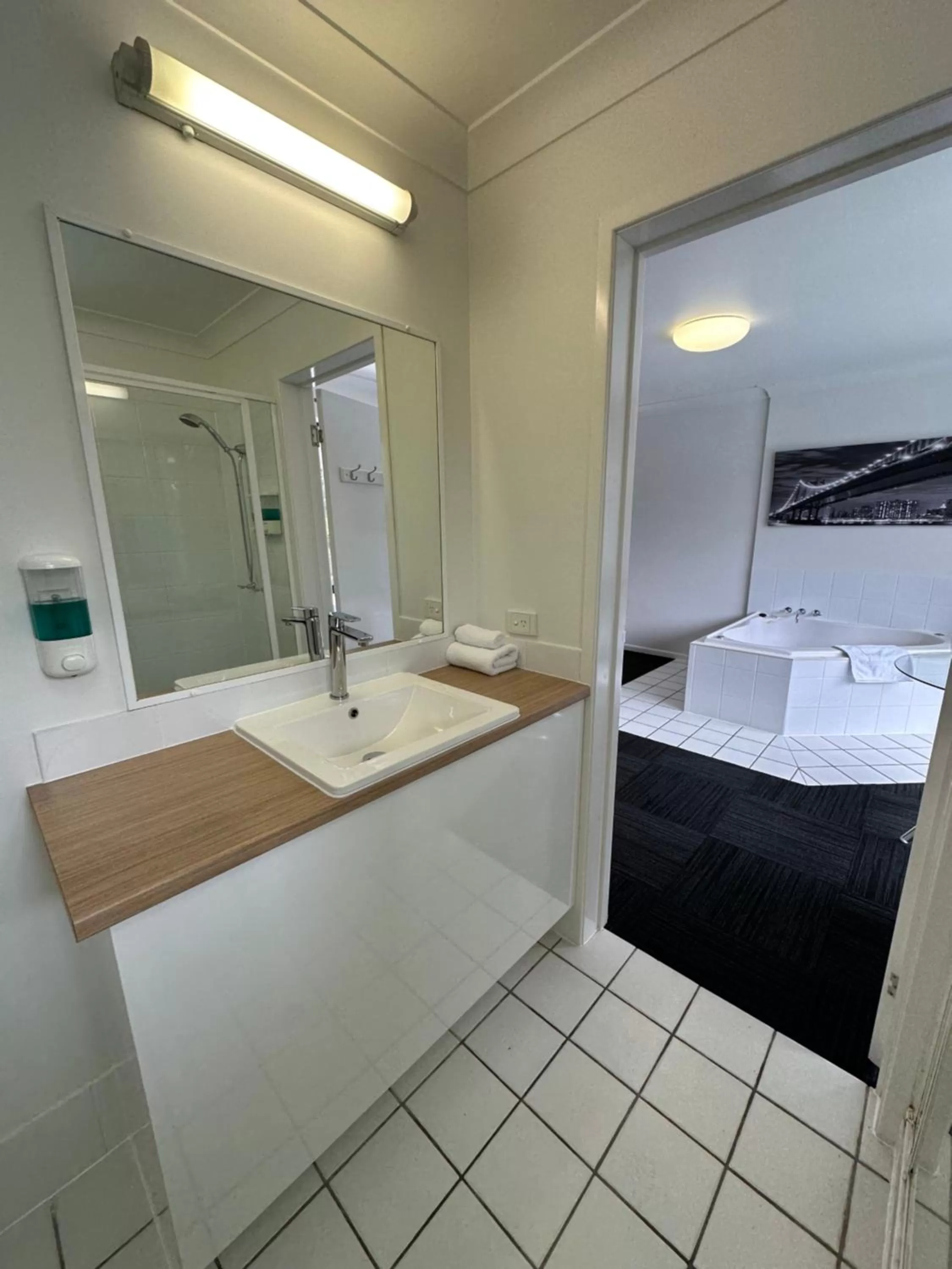 Bathroom in Logan City Motor Inn