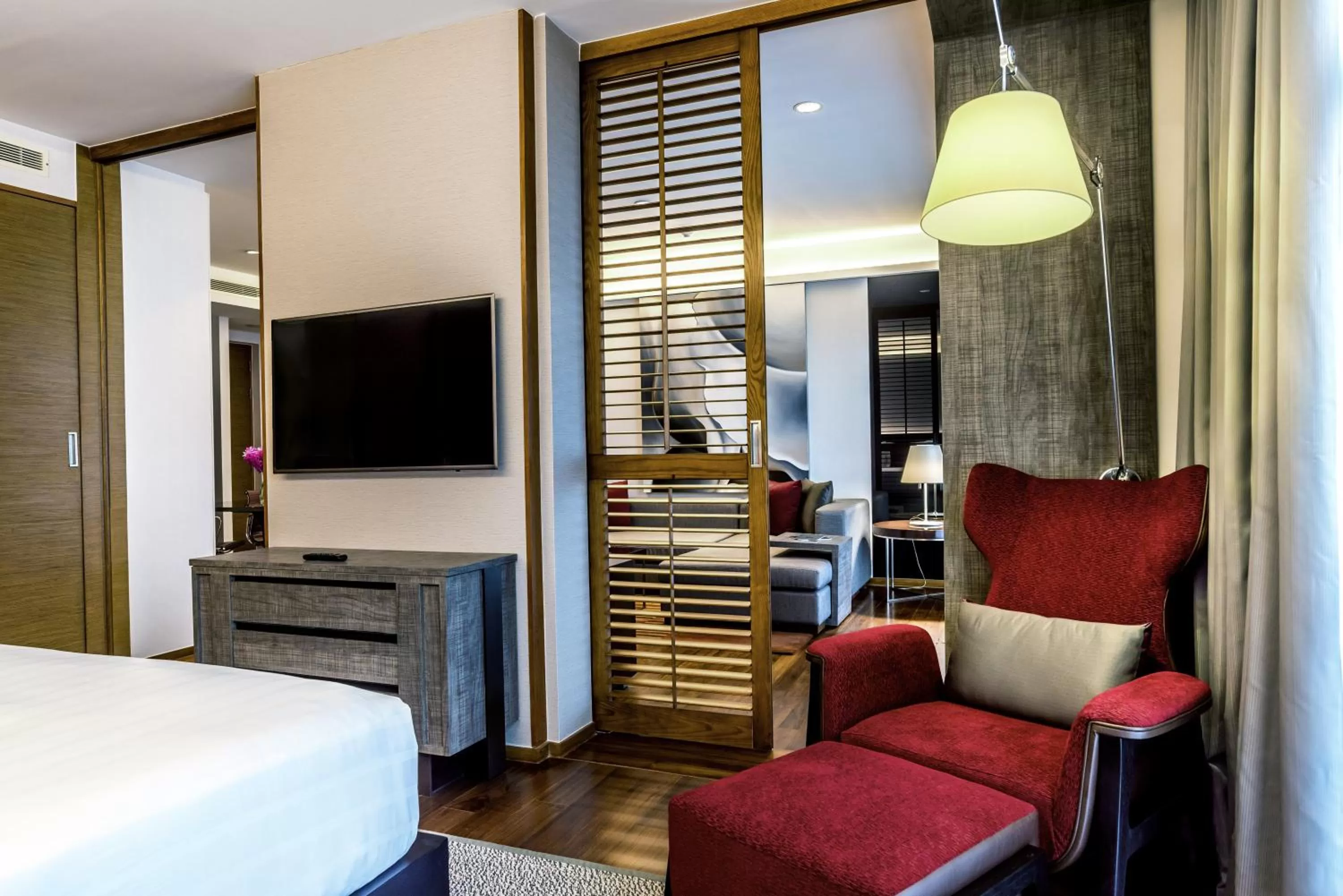 TV and multimedia, Bed in Pullman Bangkok King Power