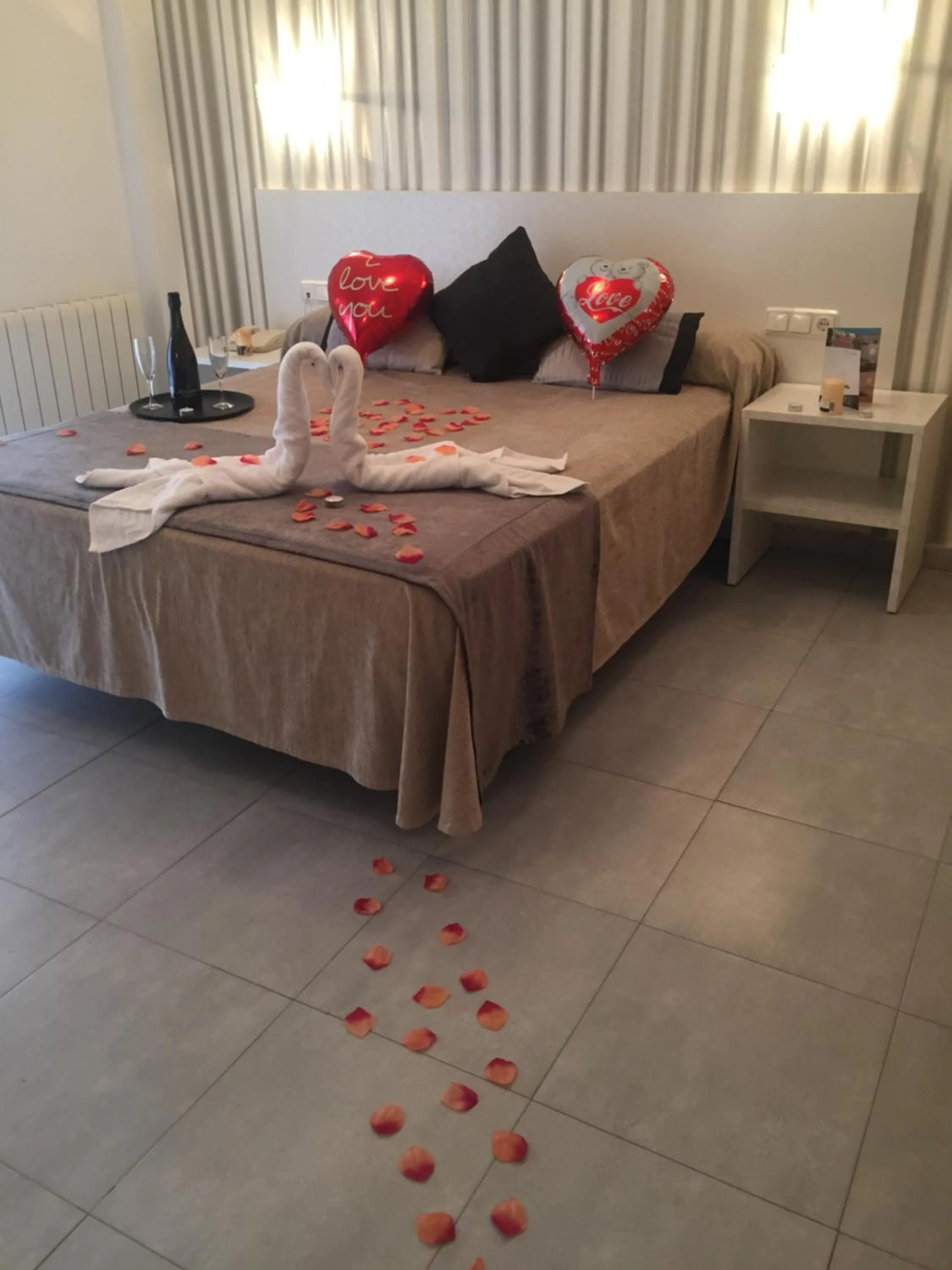 Bedroom, Bed in Hotel Felix