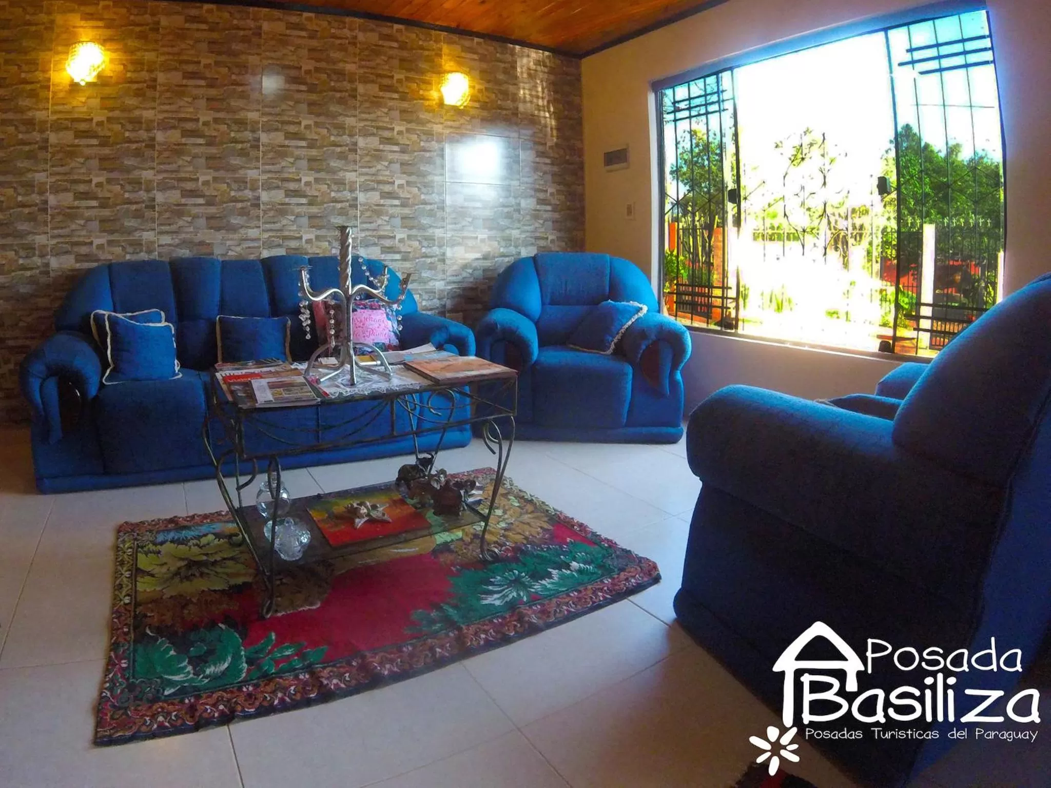 Communal lounge/ TV room in Posada Basiliza, Encarnación PY