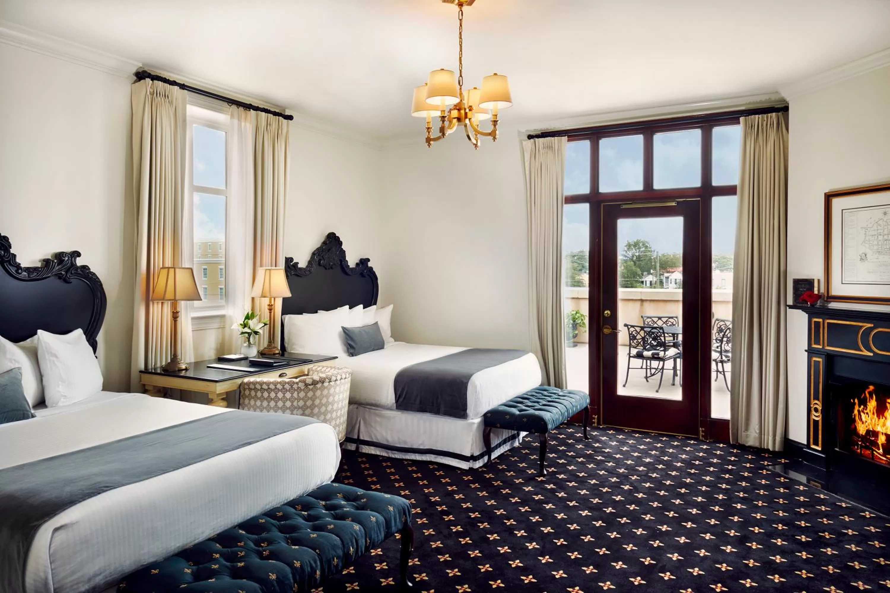 Photo of the whole room, Bed in French Quarter Inn