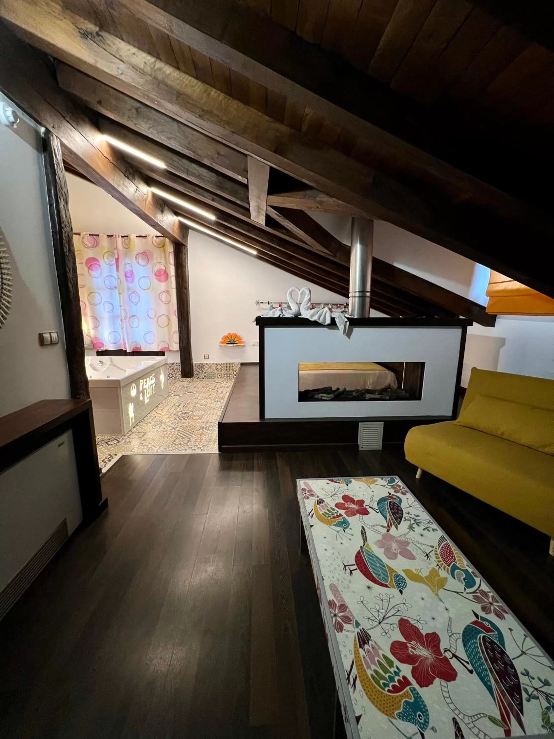 Living room, Bed in Posada la Leyenda