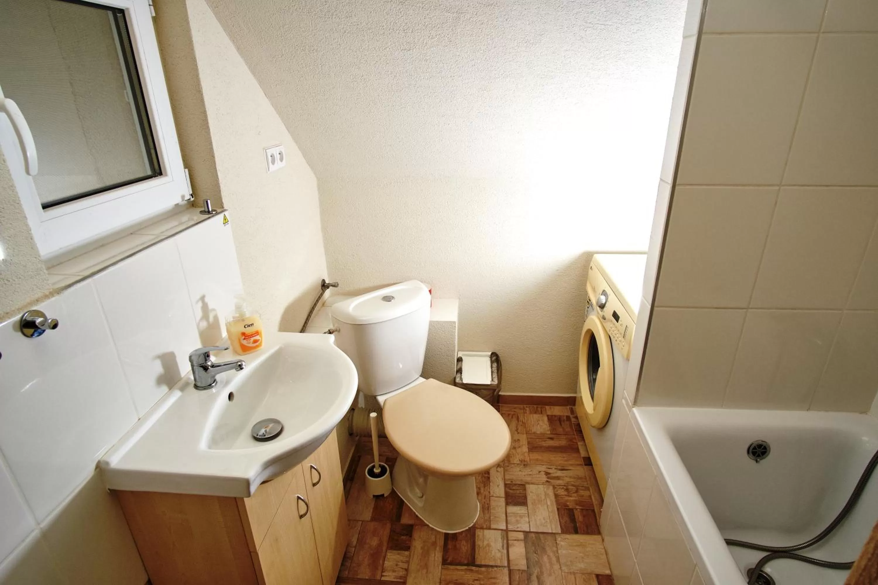 Bathroom in Spa & Pool Apartment Hotel - Restaurant VILLA IVICA