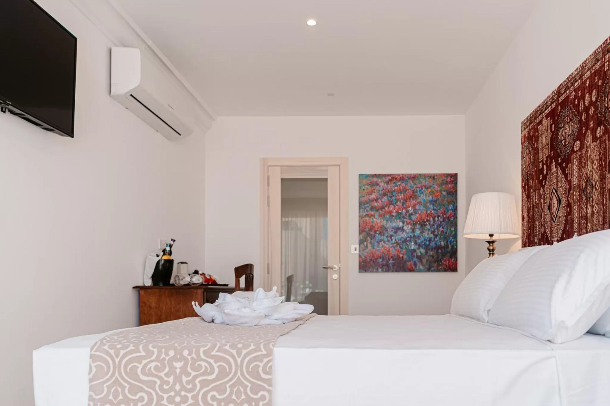 Bed in Palazzo Violetta