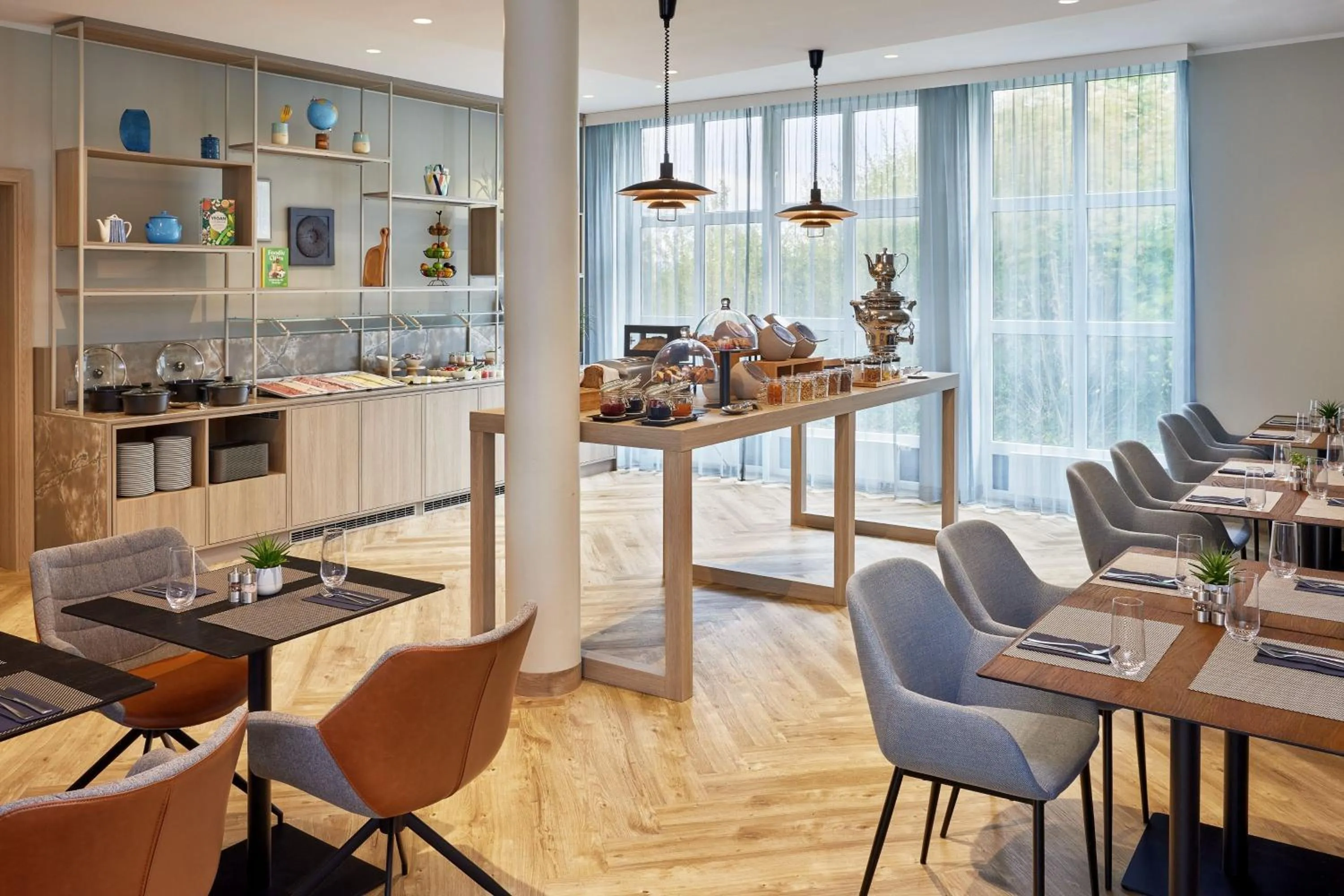 Breakfast in Courtyard by Marriott Dortmund