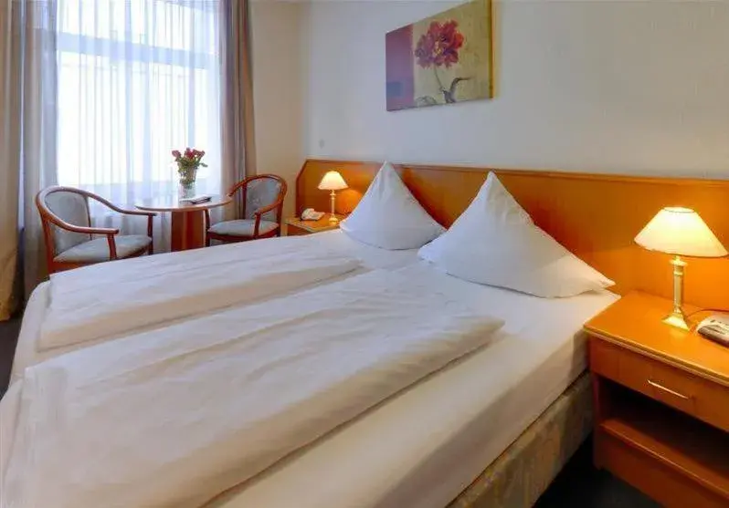 Double Room in Hotel Residence am Hauptbahnhof Double Room in Hotel Residence am Hauptbahnhof