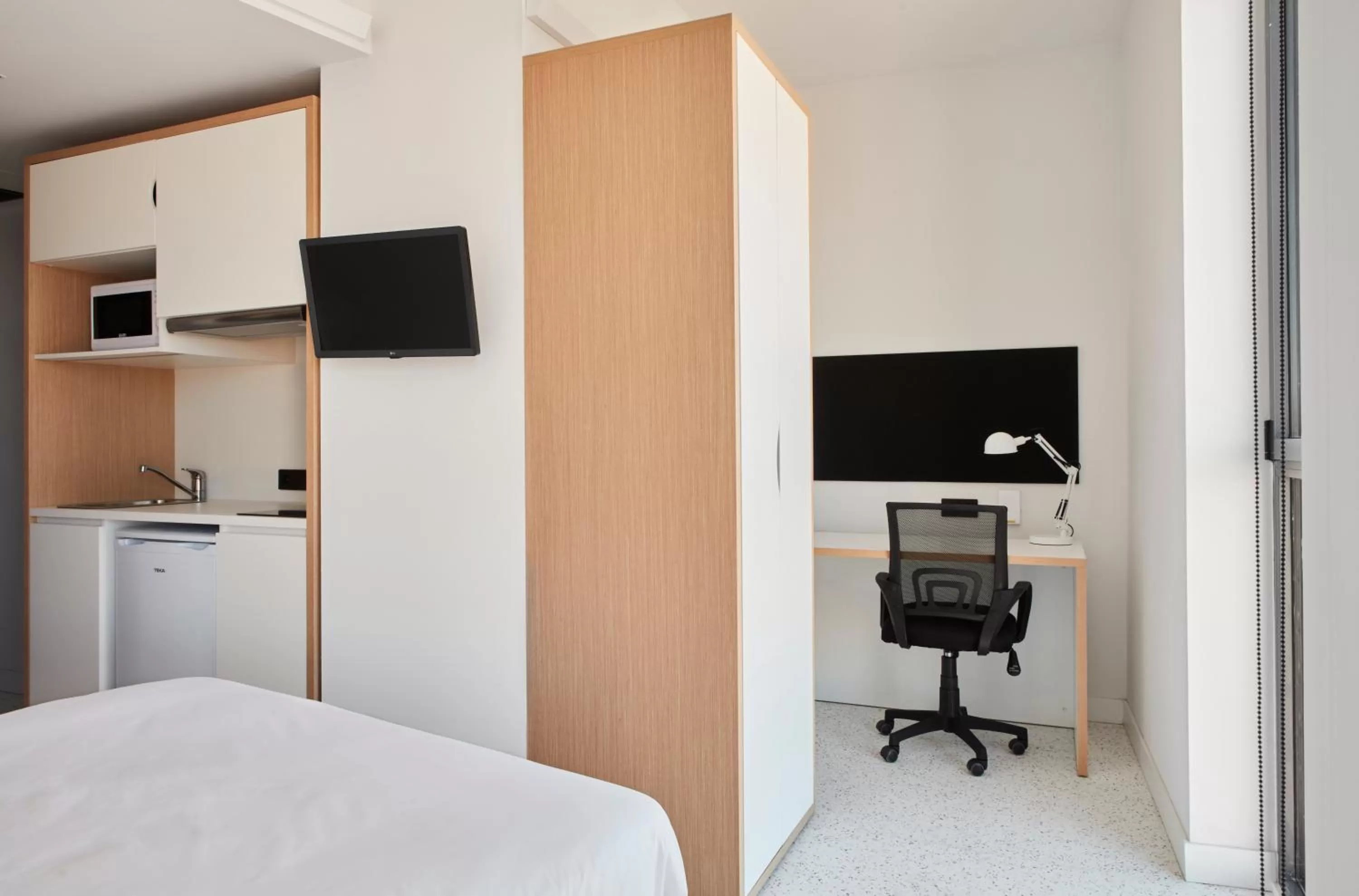 Photo of the whole room, Bed in Resa Patacona