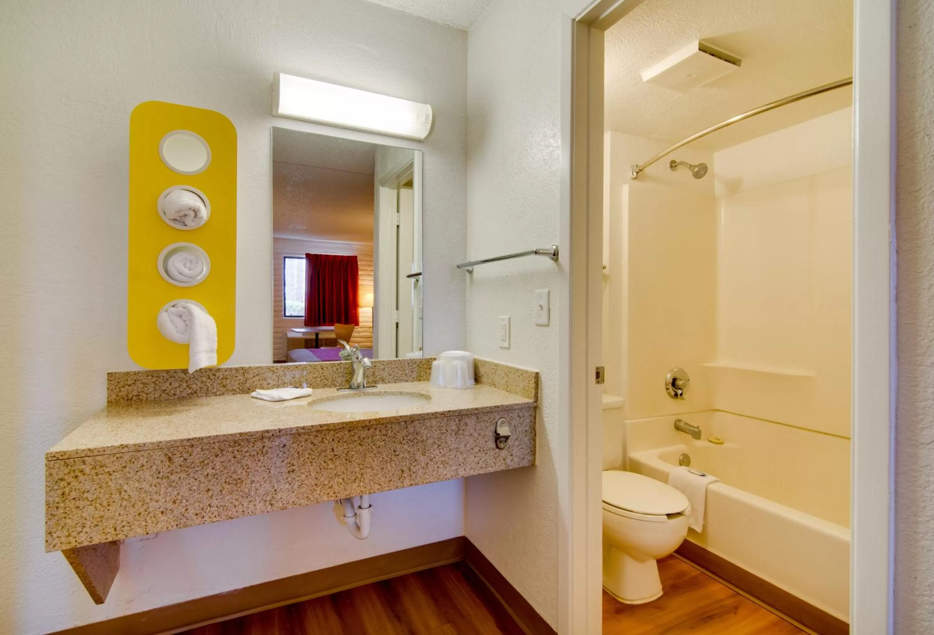 Bathroom in Motel 6 Eloy Arizona Casa Grande