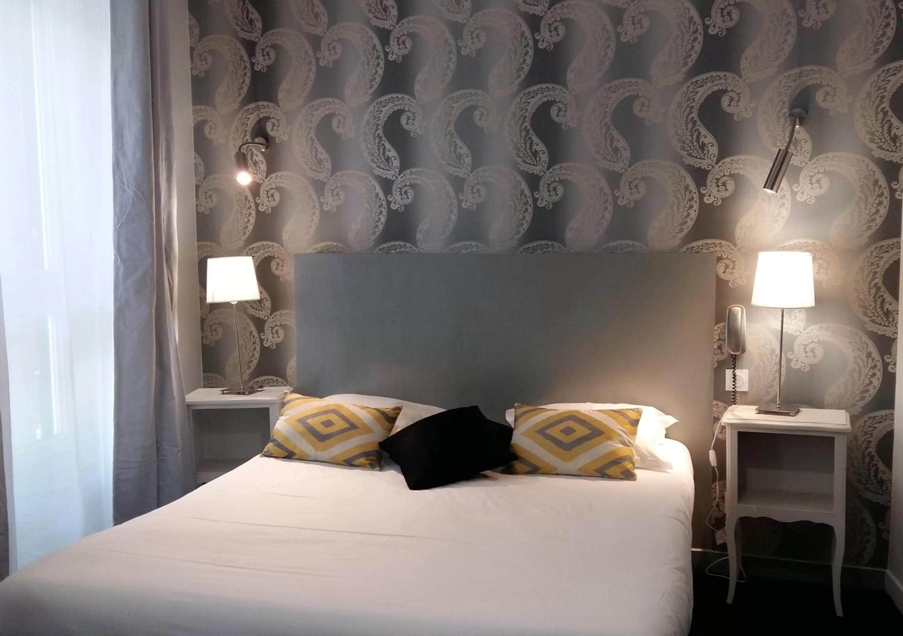 Superior Double Room in Régina Boutique Hotel
