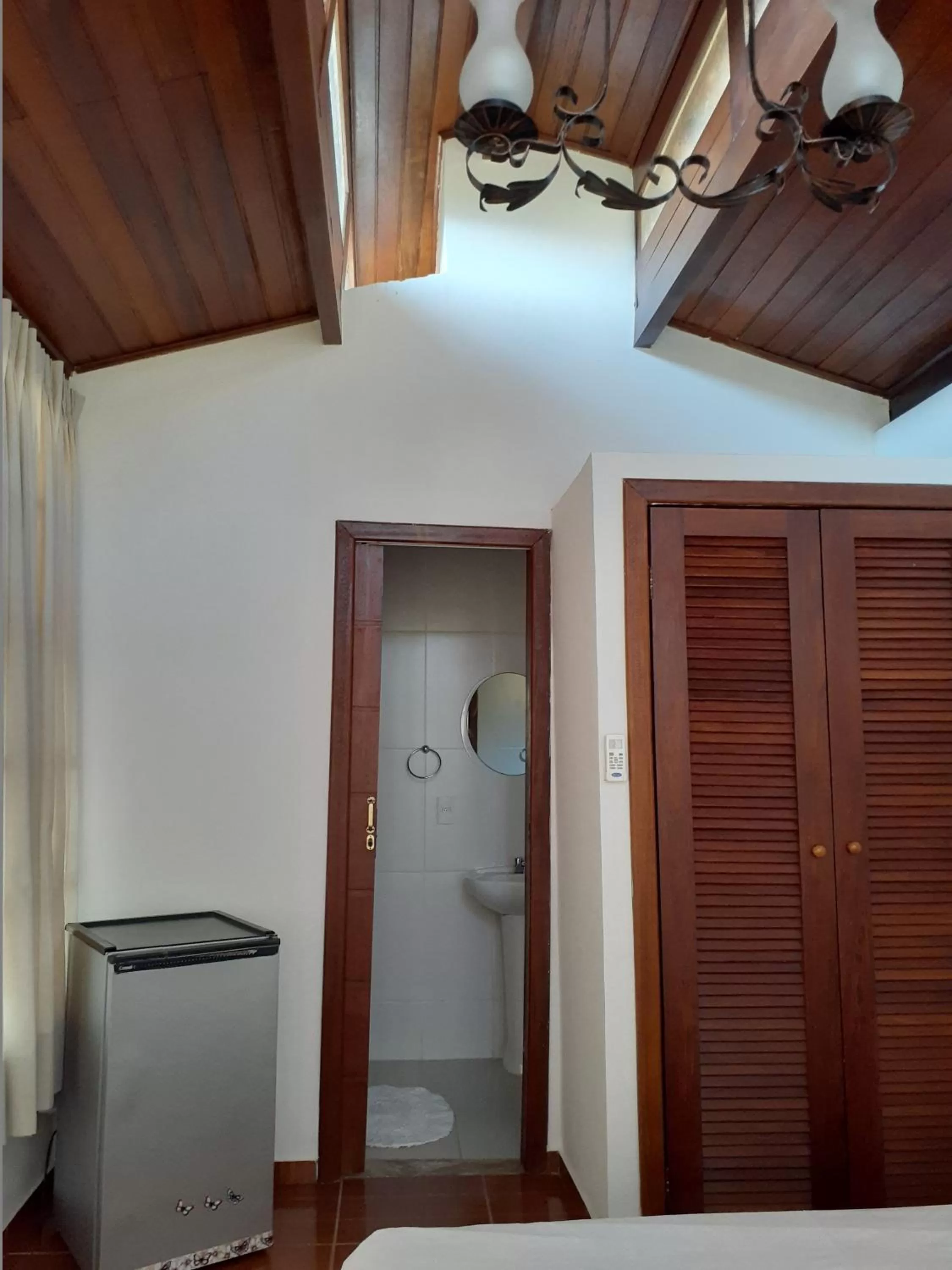 Pousada R.N.C. Nosso Paraíso