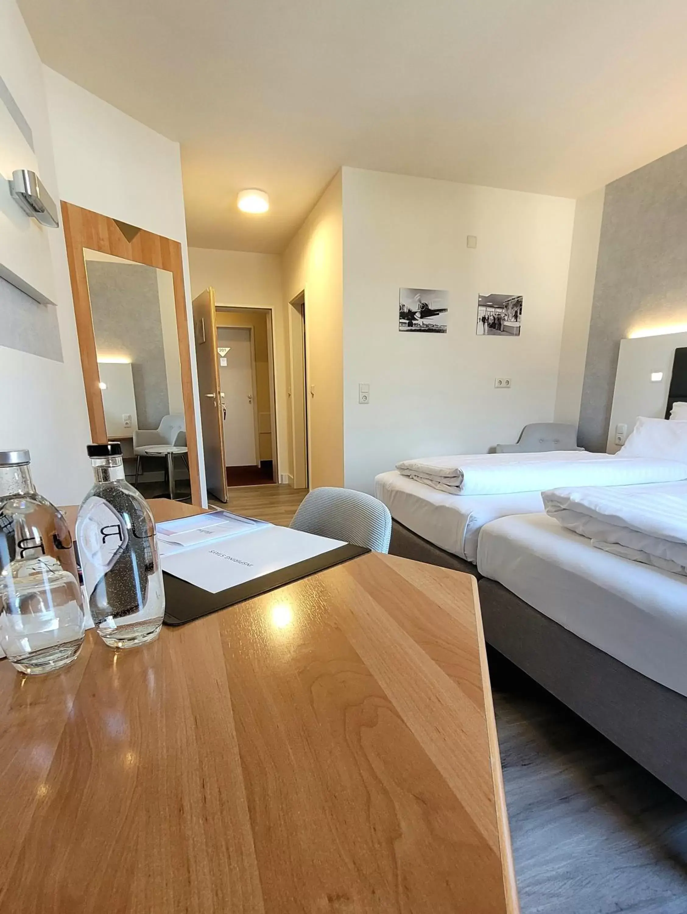 Superior Room 2 Single Beds in Tulip Inn Frankfurt Airport Superior Room 2 Single Beds in Tulip Inn Frankfurt Airport