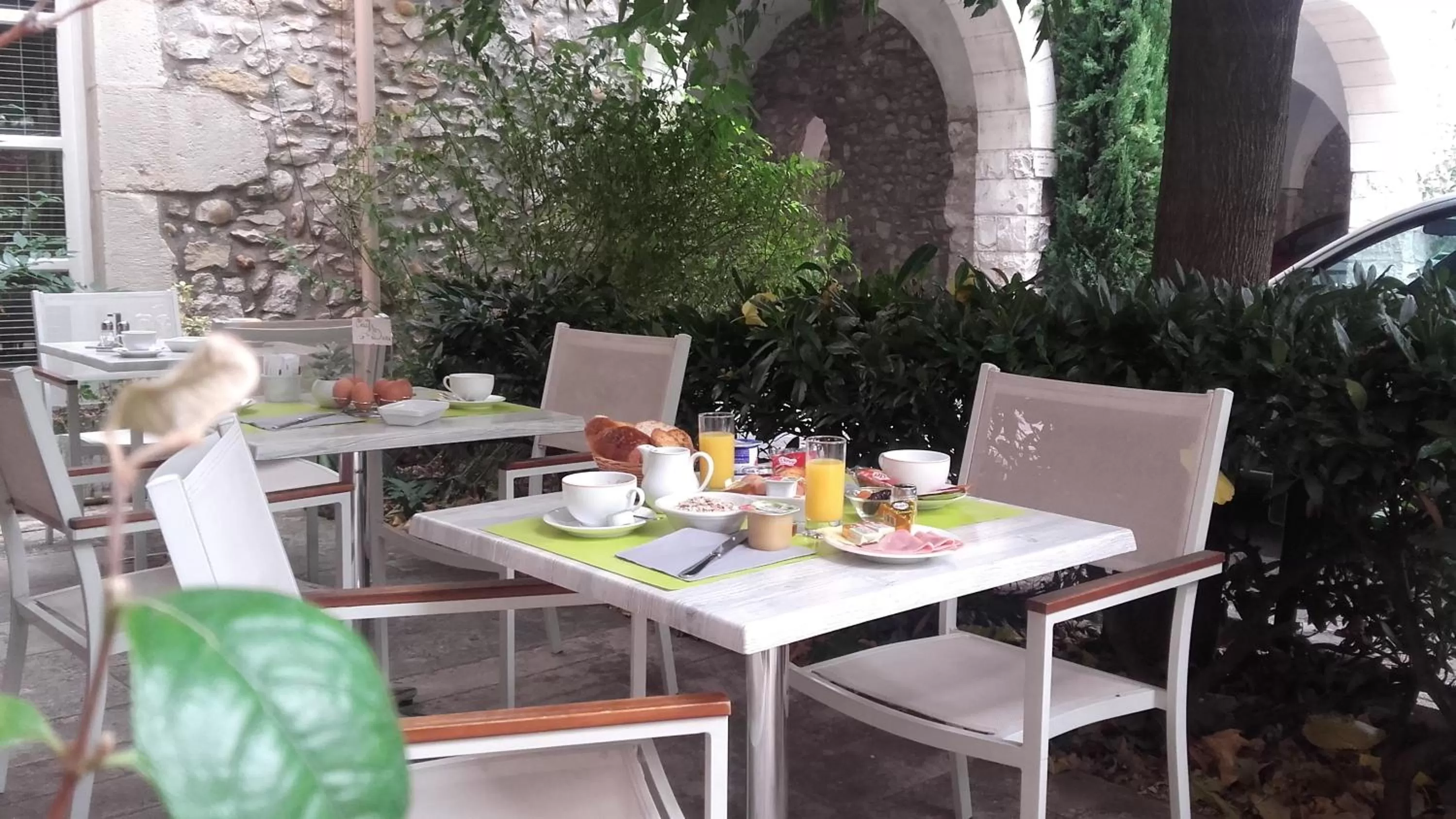 Balcony/Terrace in Cit'Hotel Sphinx - Hotel