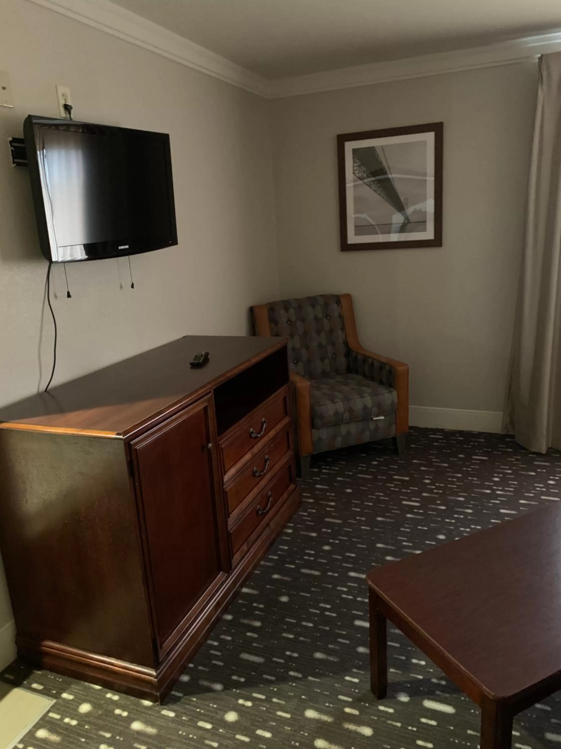 Living room in Wingate by Wyndham Brighton