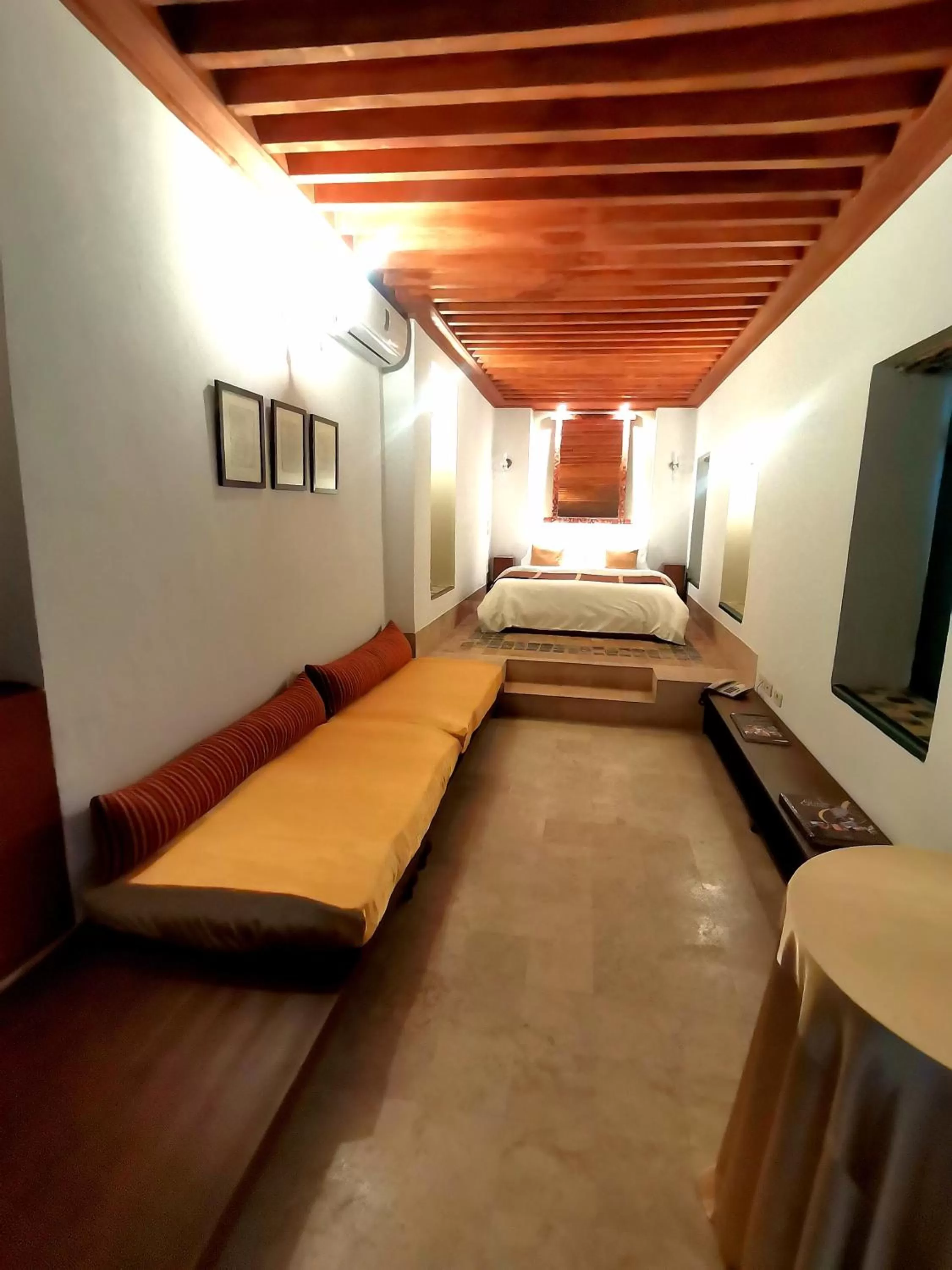 Bed in Dar El Médina