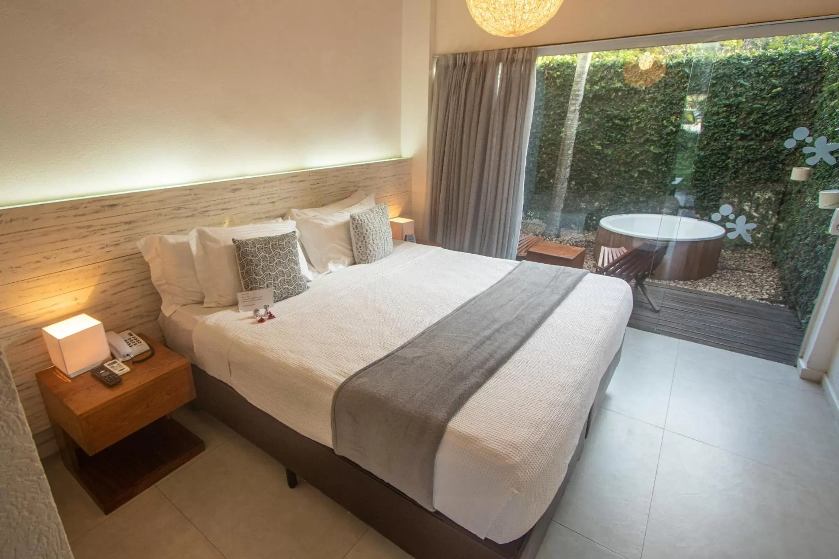 Superior Double Room with Jacuzzi in Serena Buzios Superior Double Room with Jacuzzi in Serena Buzios