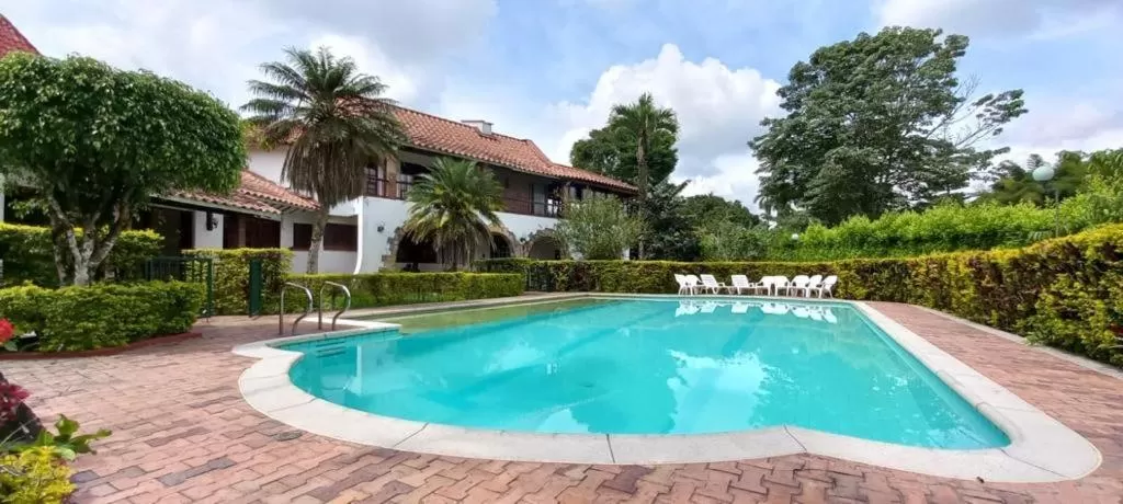Swimming Pool in Hotel Chalet El Castillo by Majuva