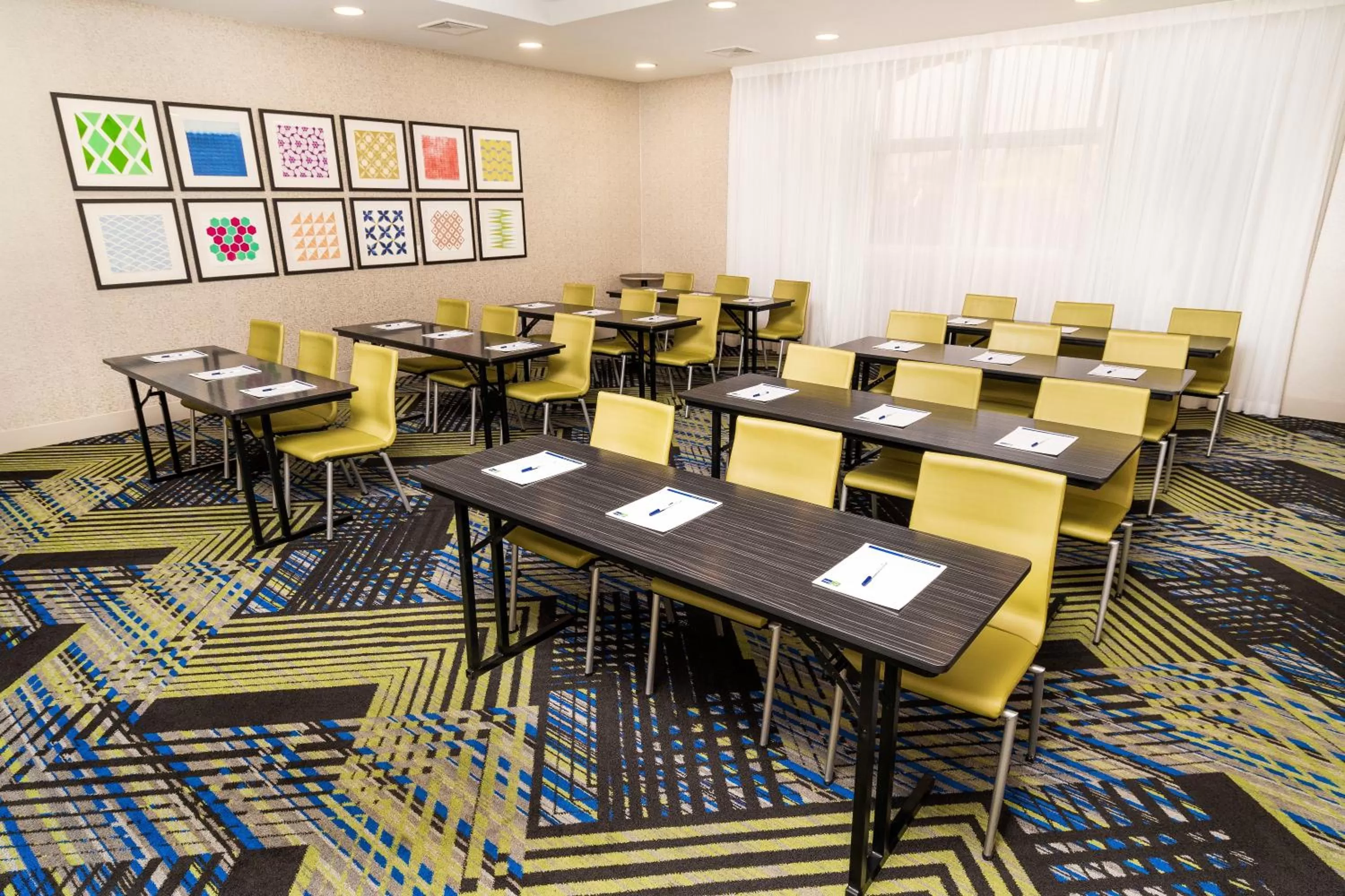 Meeting/conference room in Holiday Inn Express & Suites Las Vegas SW Springvalley by IHG
