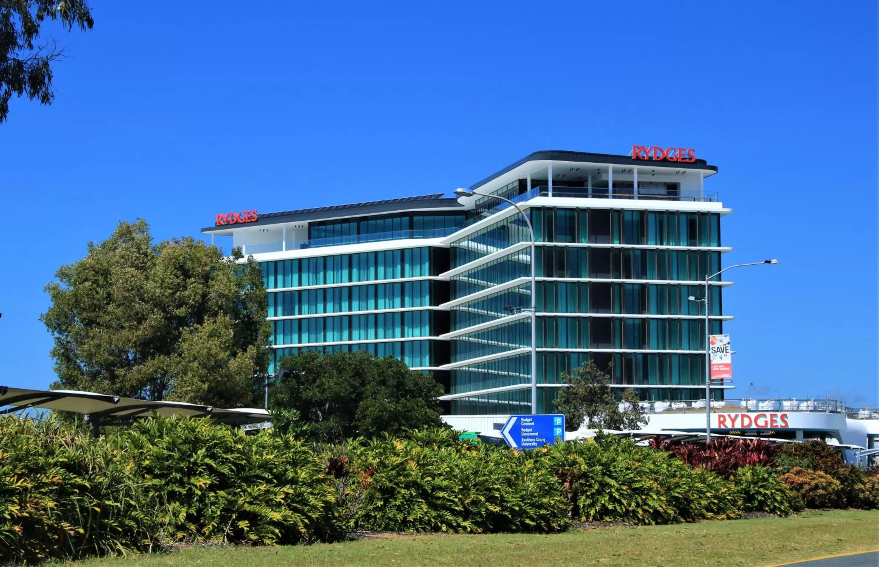 Property building in Rydges Gold Coast Airport