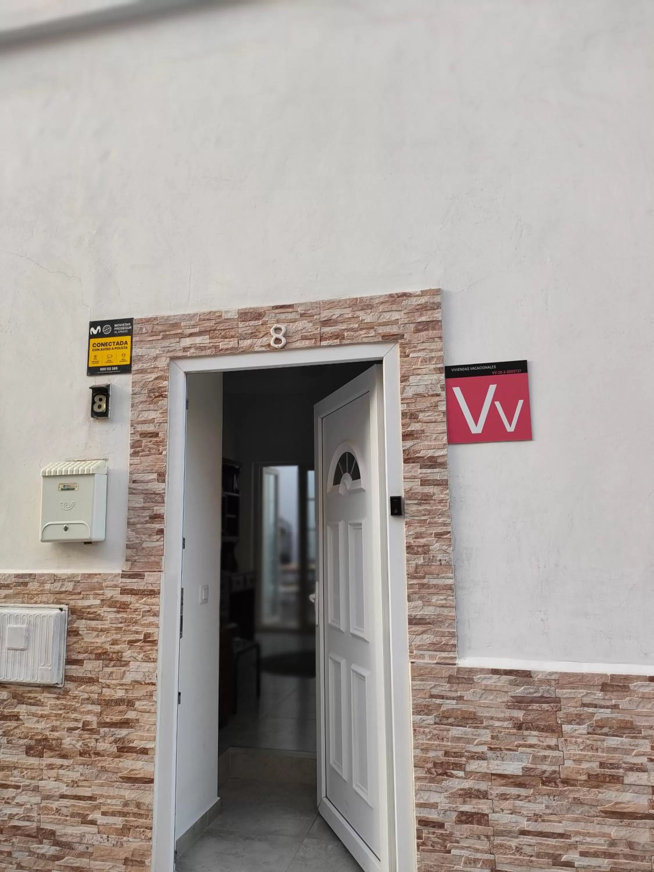 Alba 2 apartamento y Alba 3 habitación con baño