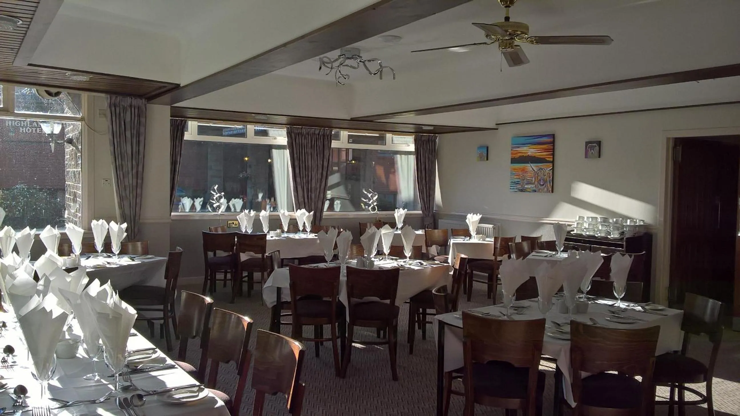 Restaurant/places to eat in Highlander Hotel ‘A Bespoke Hotel’