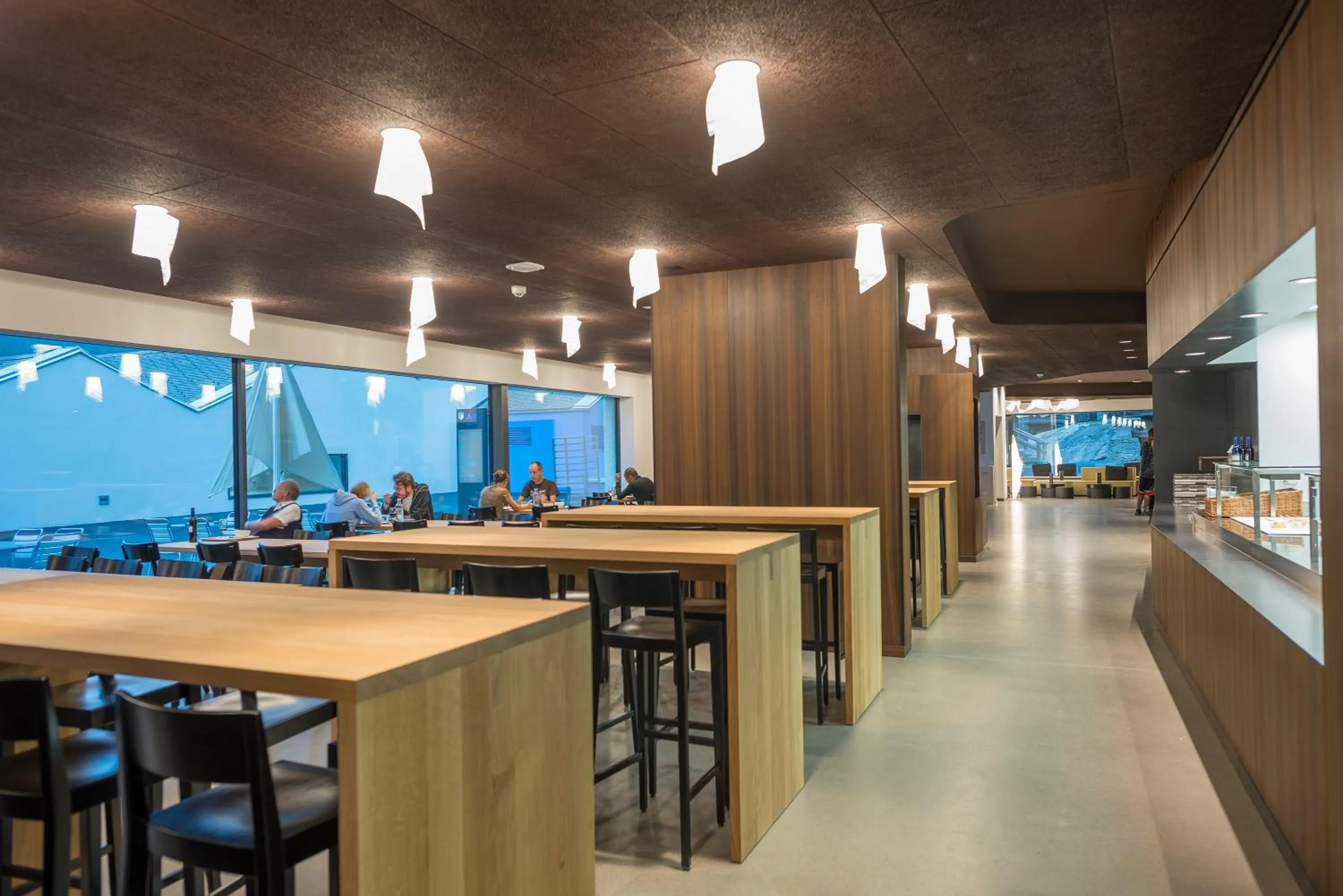 Restaurant/places to eat in Saas-Fee wellnesshostel4000