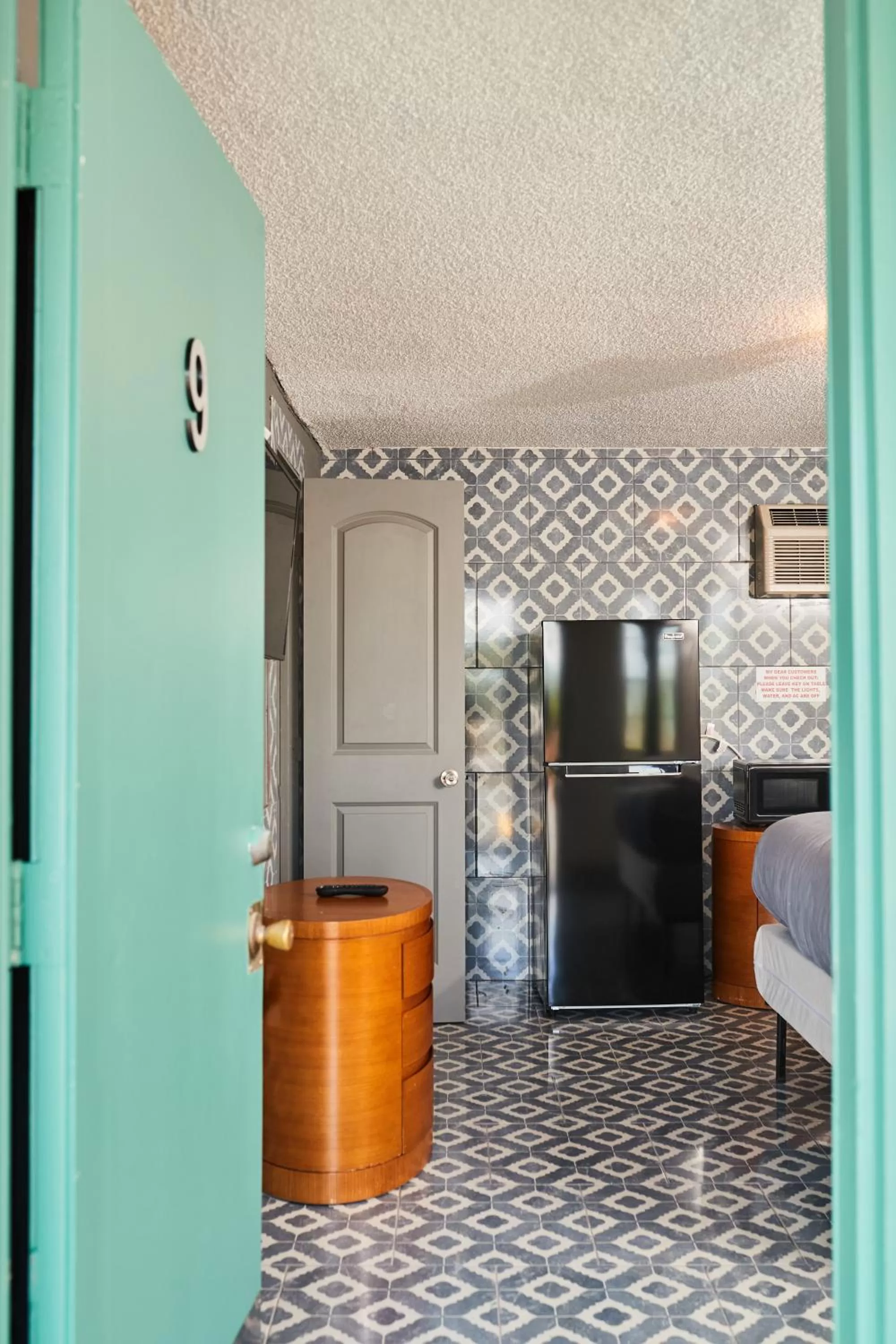 Facade/entrance in Carole Motel