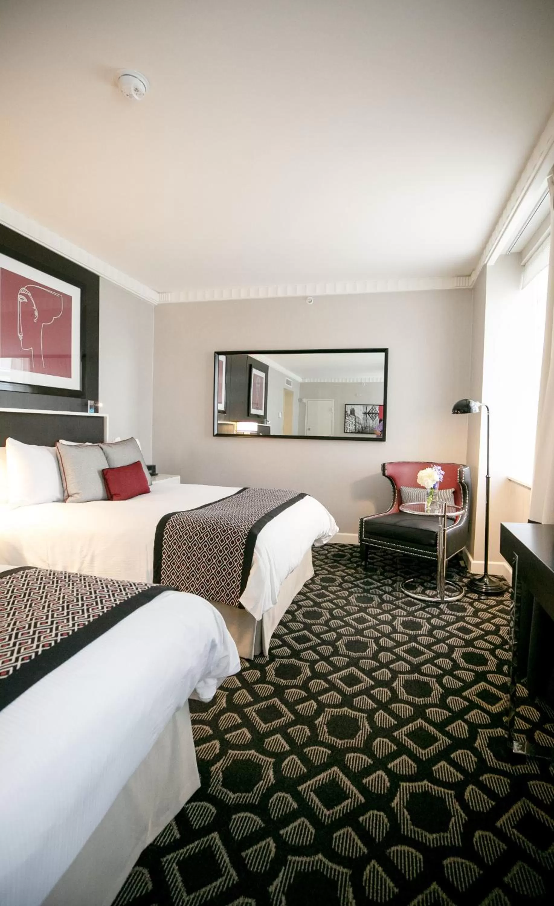 Bedroom, Bed in Sofitel Lafayette Square Washington DC