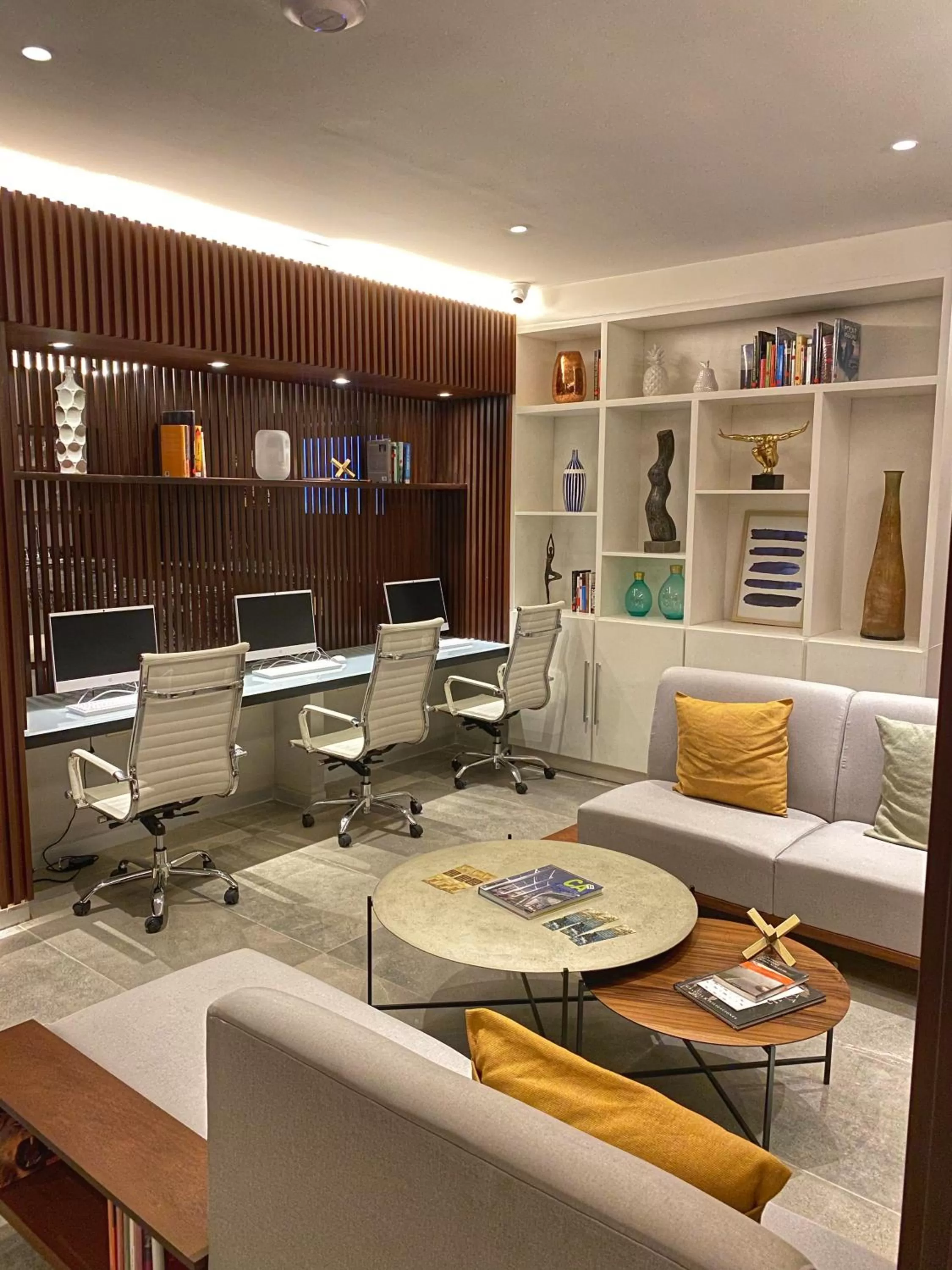 Business facilities in Ontico Urban Design Hotel
