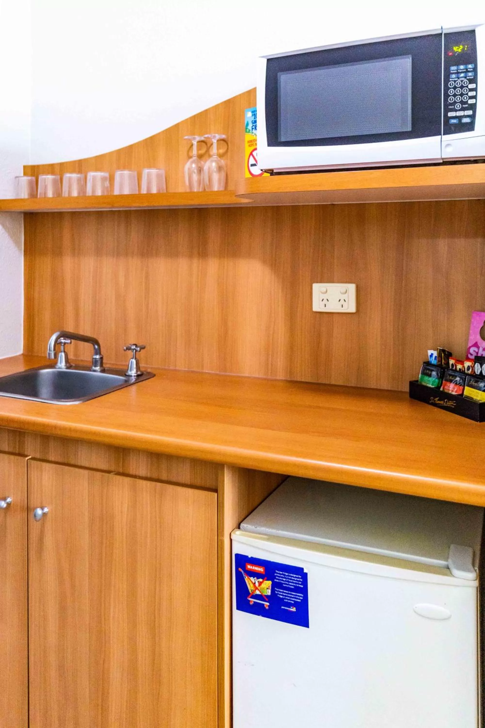 oven in Paradise Resort Gold Coast