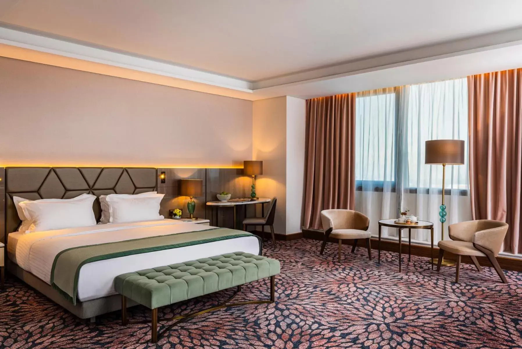 Exclusive Room with King Bed in Grand Hotel Millennium Sofia Exclusive Room with King Bed in Grand Hotel Millennium Sofia