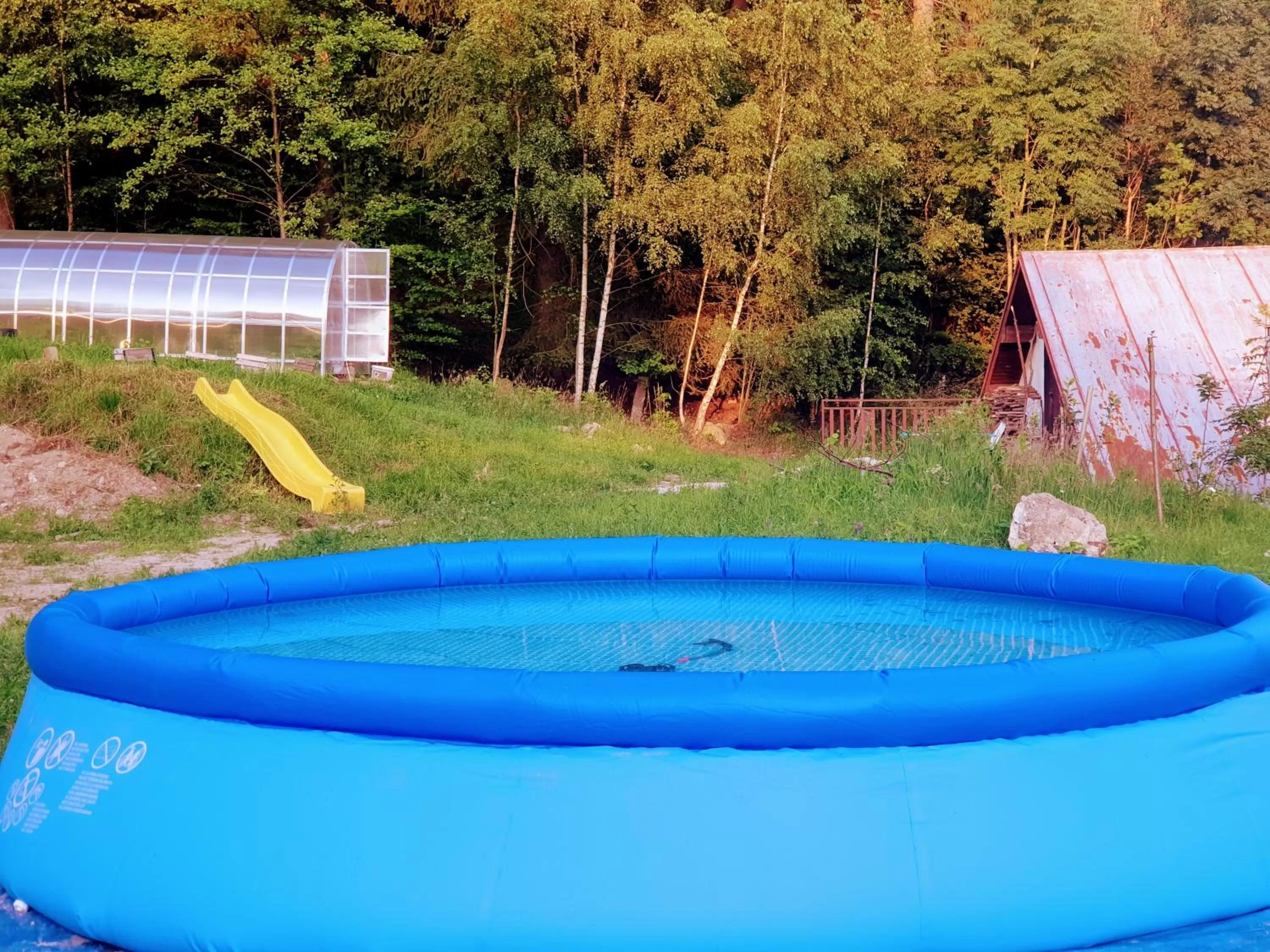 Swimming pool in Penzion Lumis