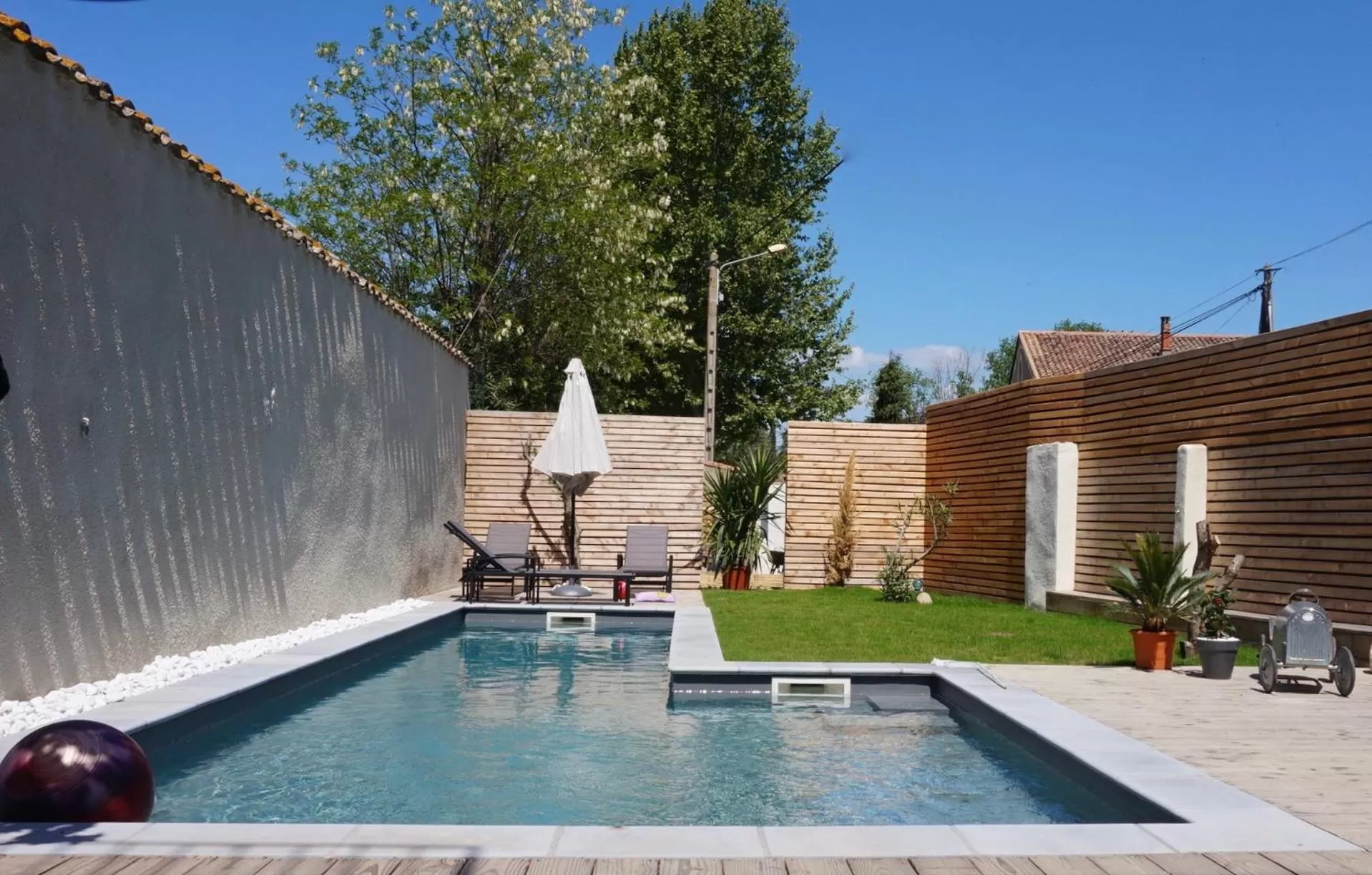 Garden in La Domitia - Maison d'hôtes, massages & bien-être