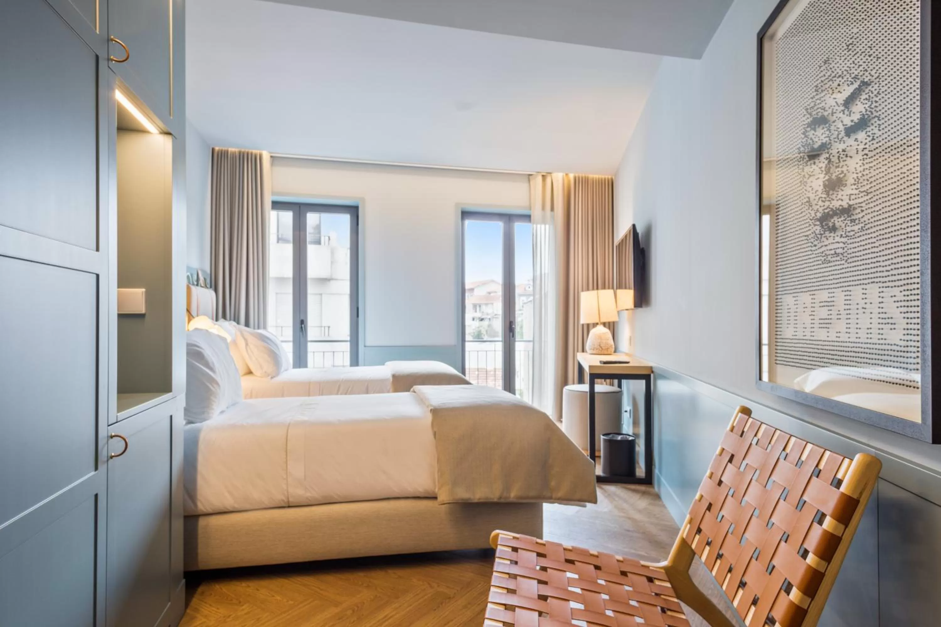 Property building, Bed in Pur Oporto Boutique Hotel by actahotels